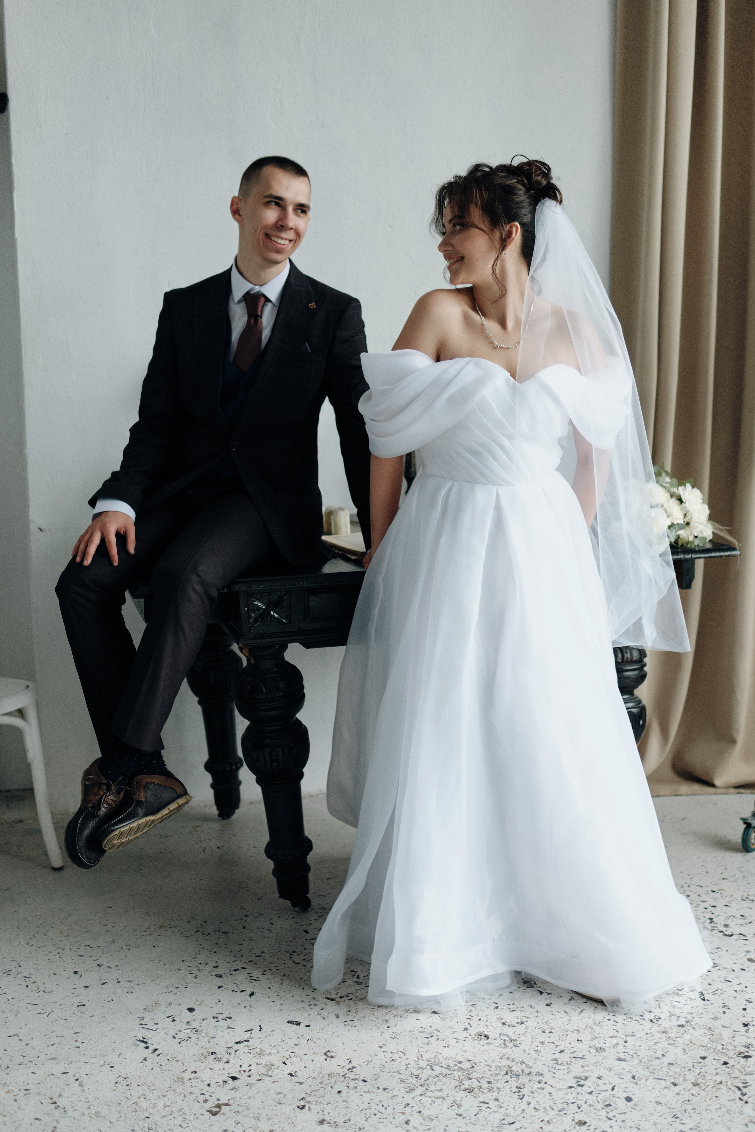 Свадебная фотосессия в СПб в студии. Семейные и свадебные фотосессии в СПб, в студии, на улице, на природе