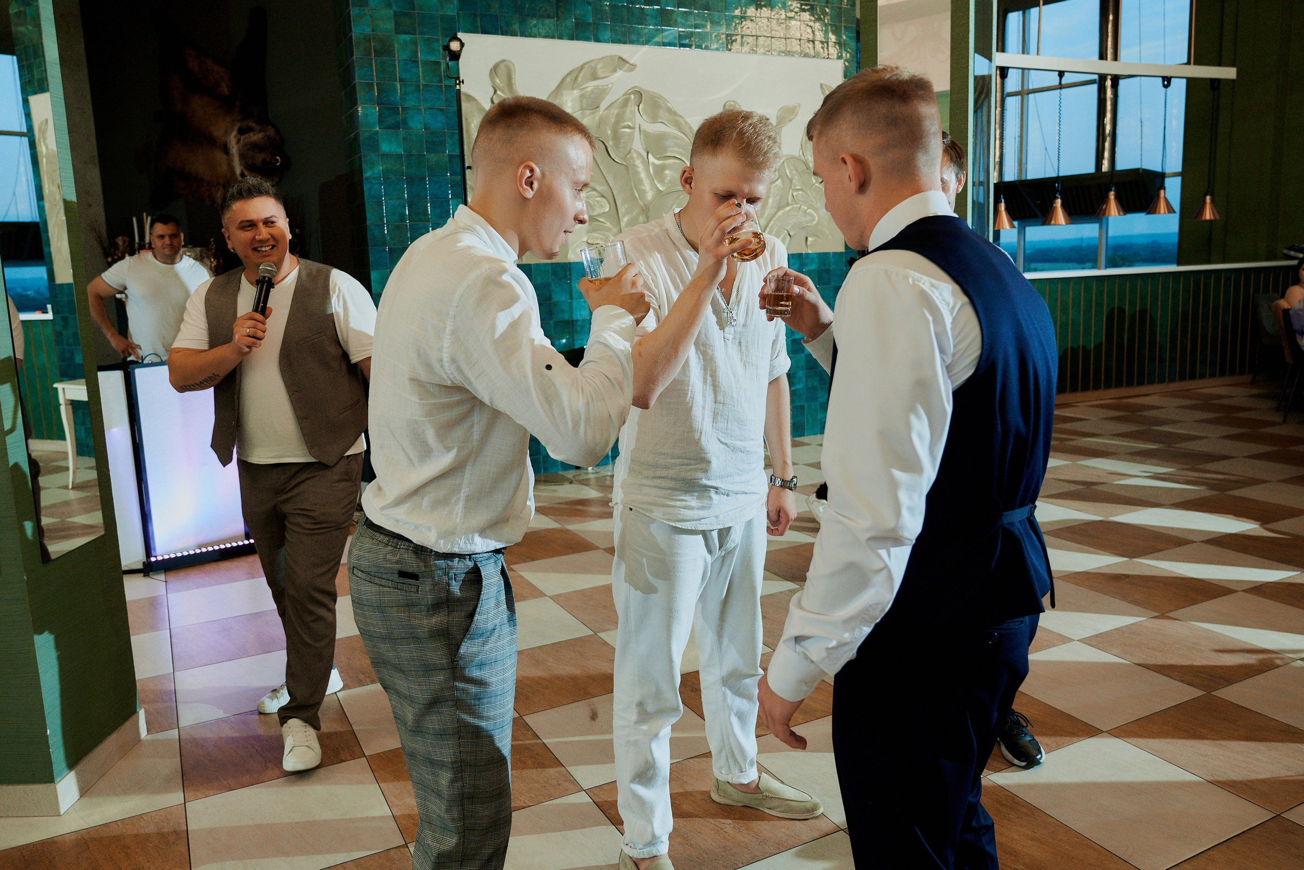 Олег и Лиза. Фото-видеосъемка свадеб Venson Films