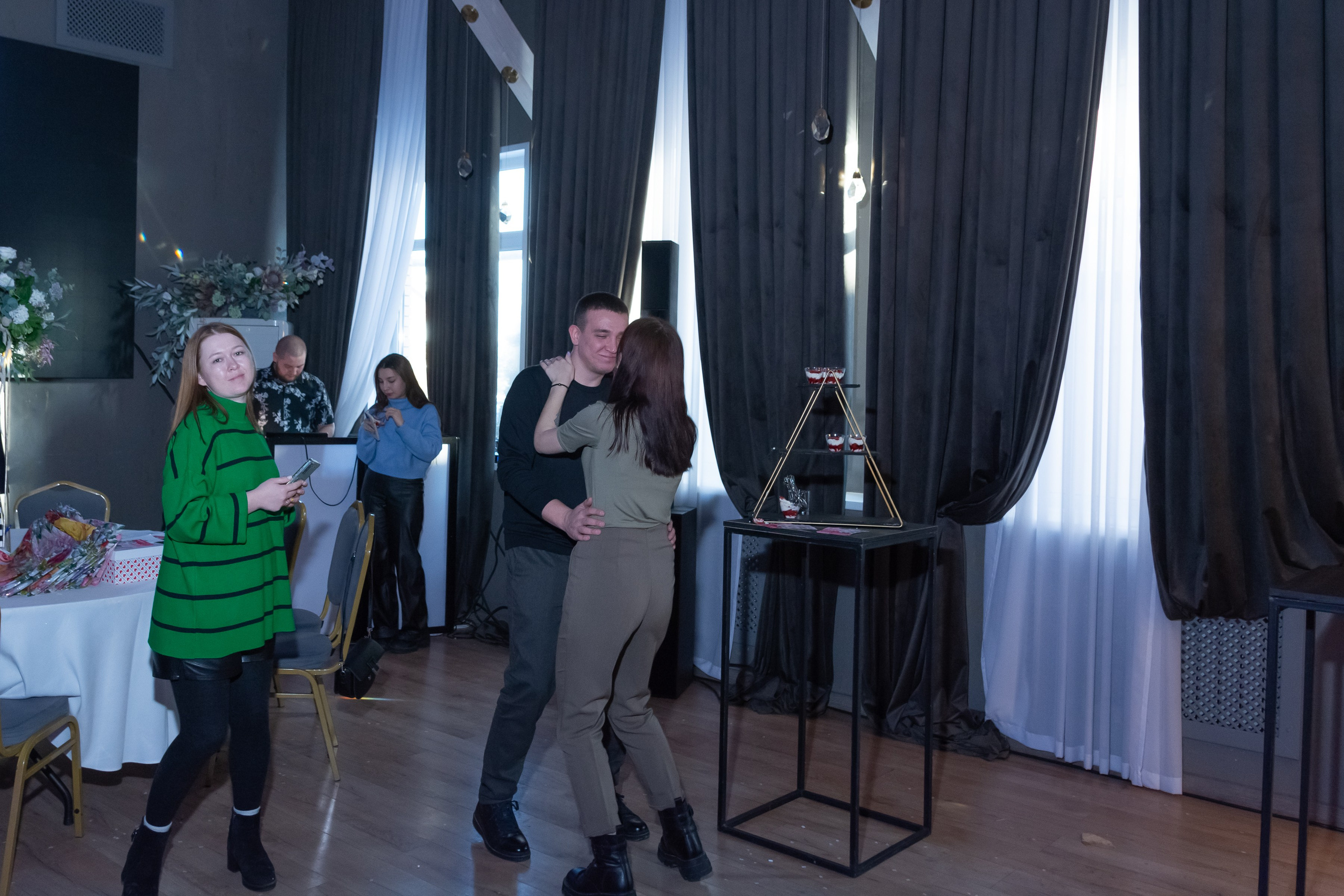 Свадебное чаепитие для молодоженов