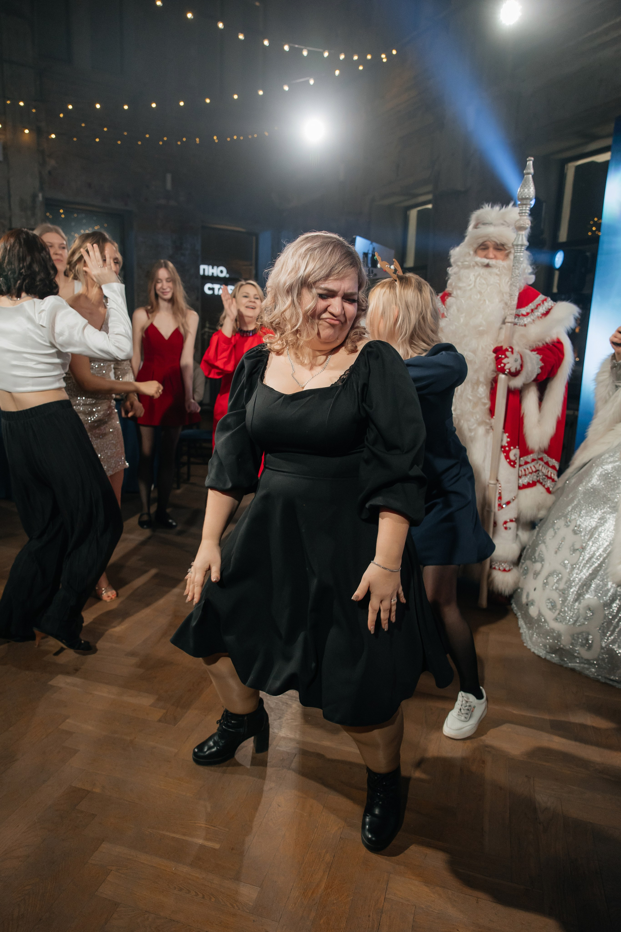 Новогодний EMG. Свадебный и Репортажный фотограф Нижний Новгород Москва Ежов Иван