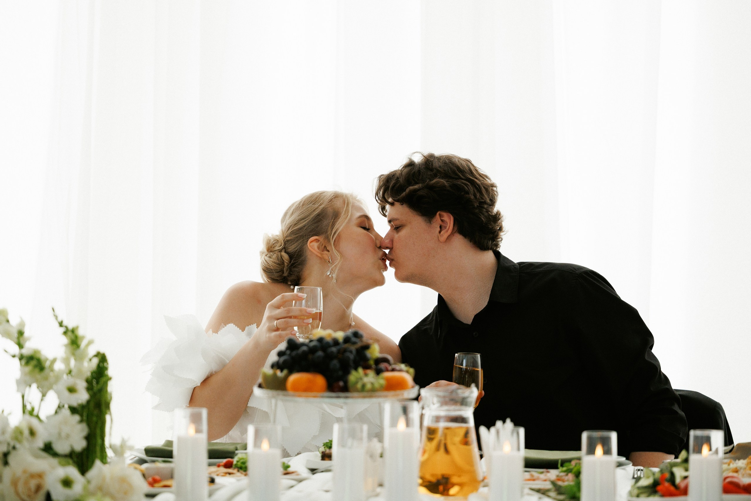 Свадьба под шёпот деревьев. Свадебный и семейный фотограф в Твери, Москве, Санкт-Петербурге