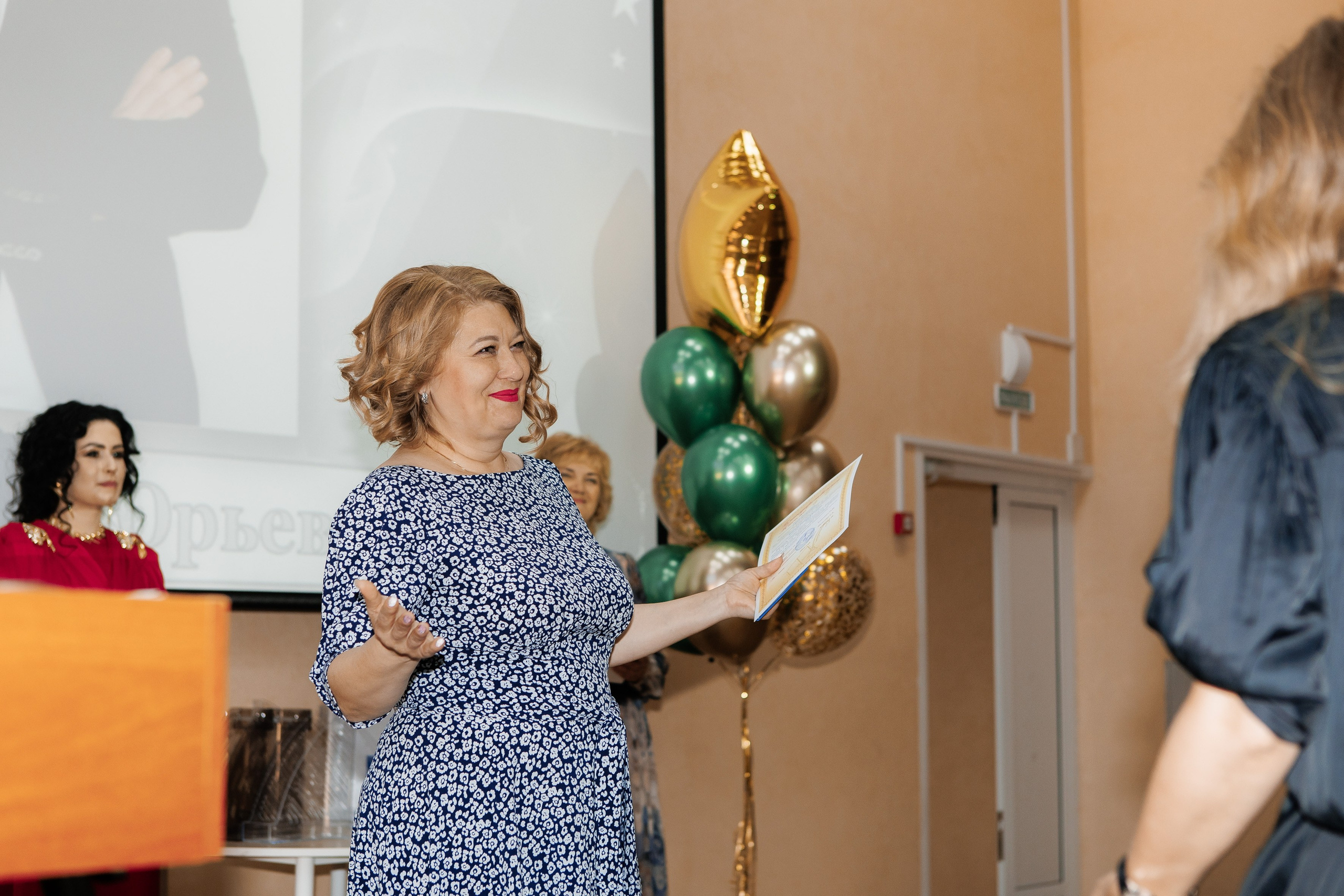 Выпускной Гимназия 12 2024 г. Свадебный и портретный Фотограф в Липецке Дмитрий Котюков