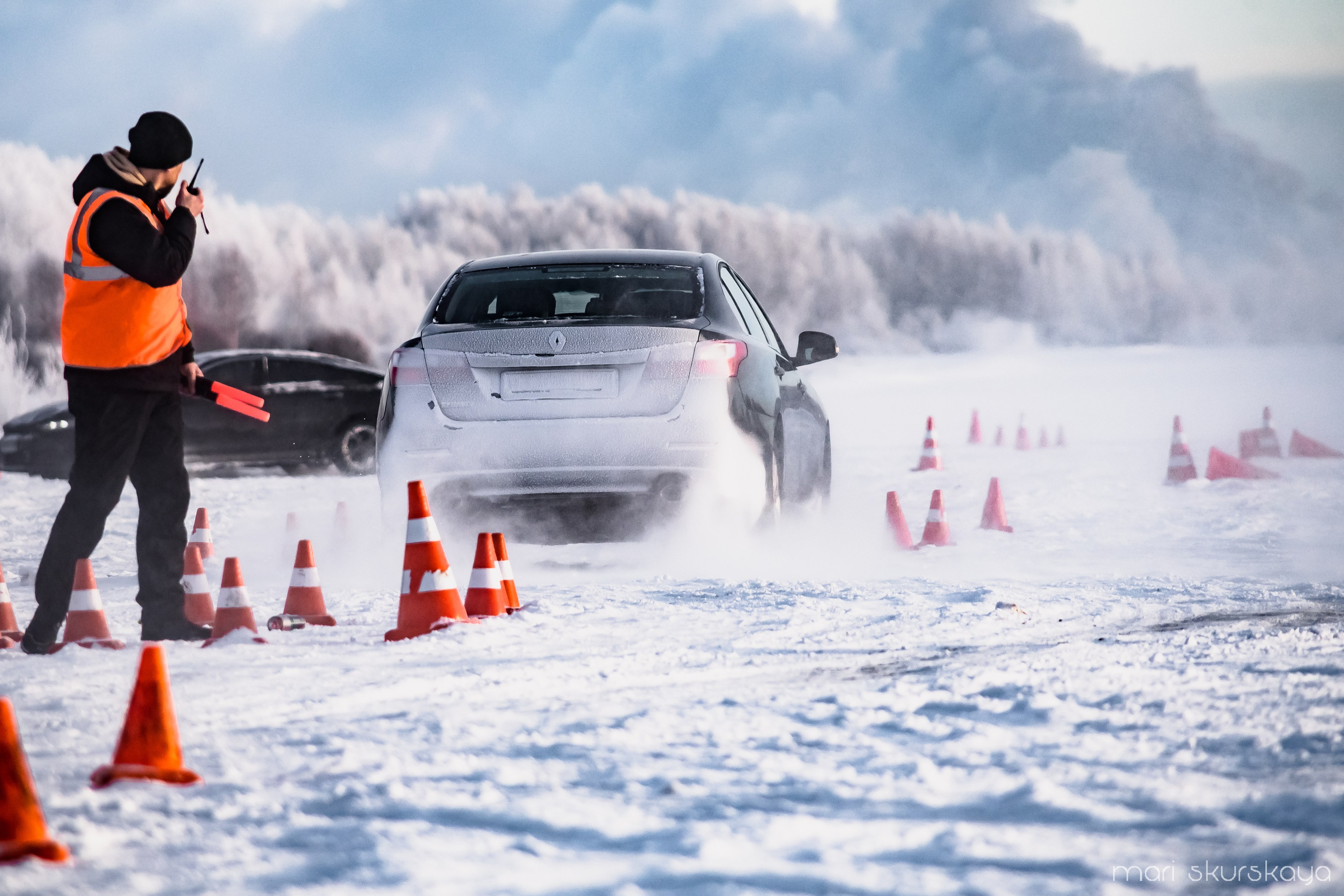 Контраварийная практика вождения автомобиля. Мотофотограф в Санкт-Петербурге Мария Скурская
