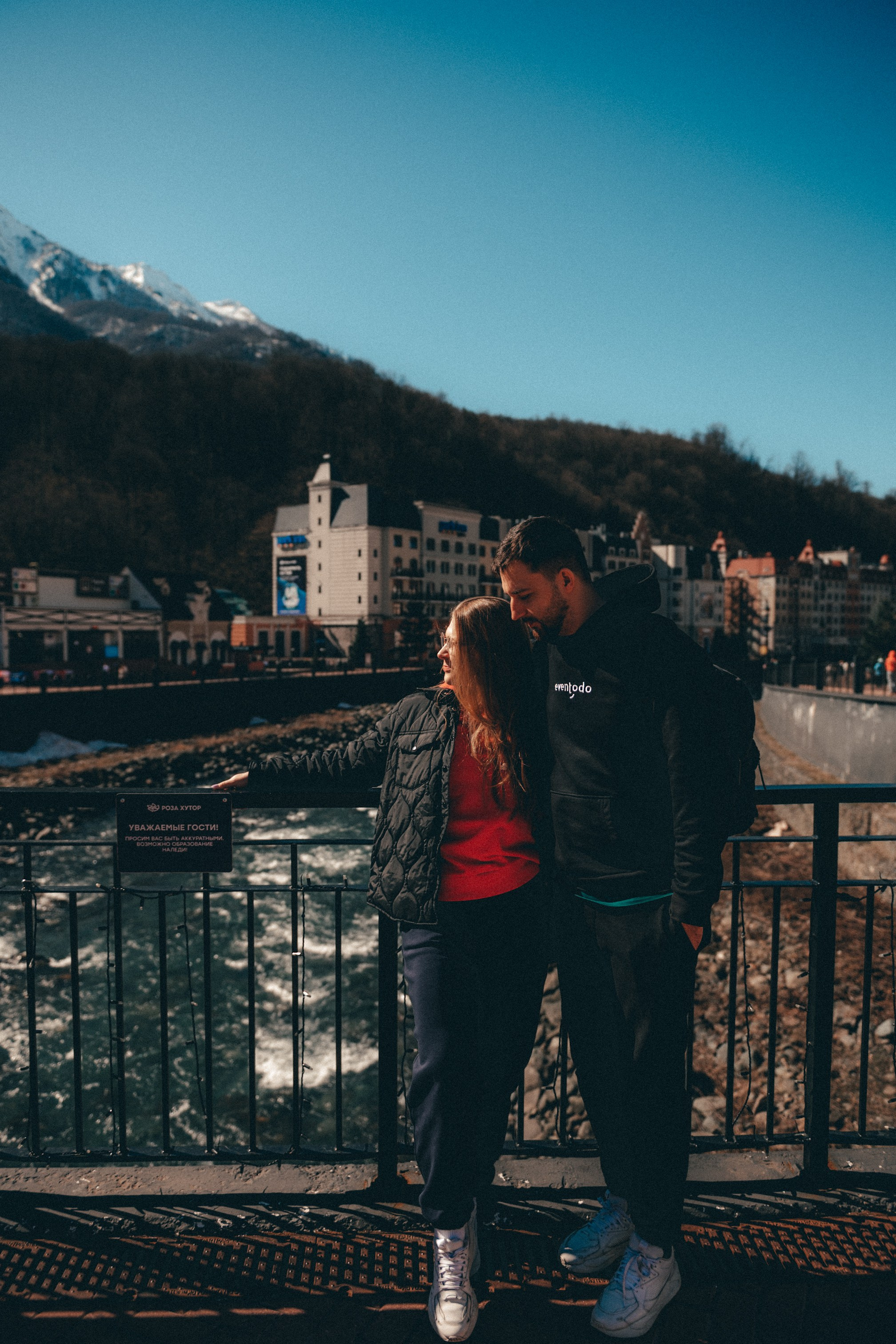 Влюбленные в море и горы. Свадебный и семейный фотограф София Невская