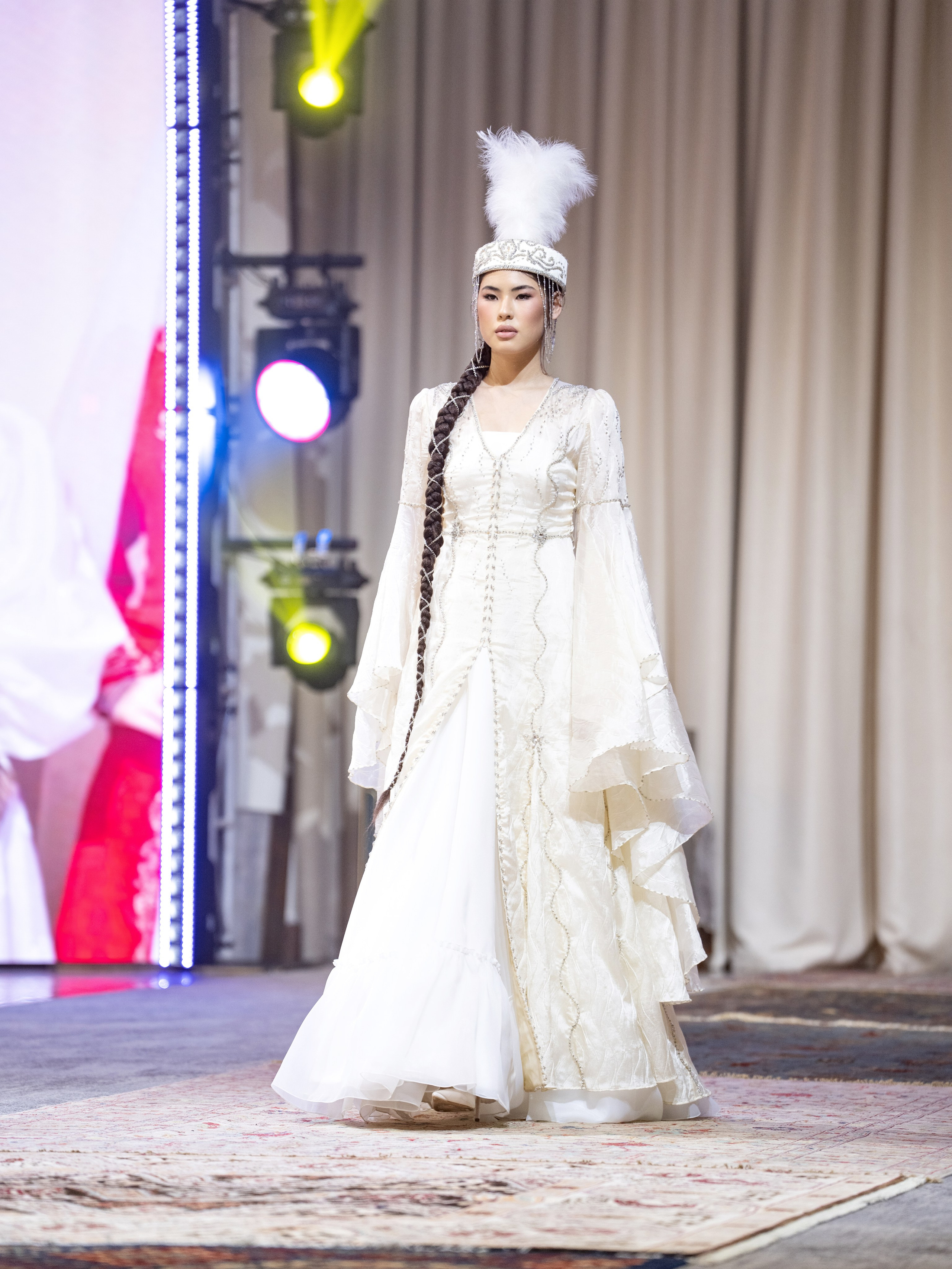 Balzhan Yerserik. Сайт Алматинского НЮ АРТ, будуар и фэшн фотографа Дениса Карпенко