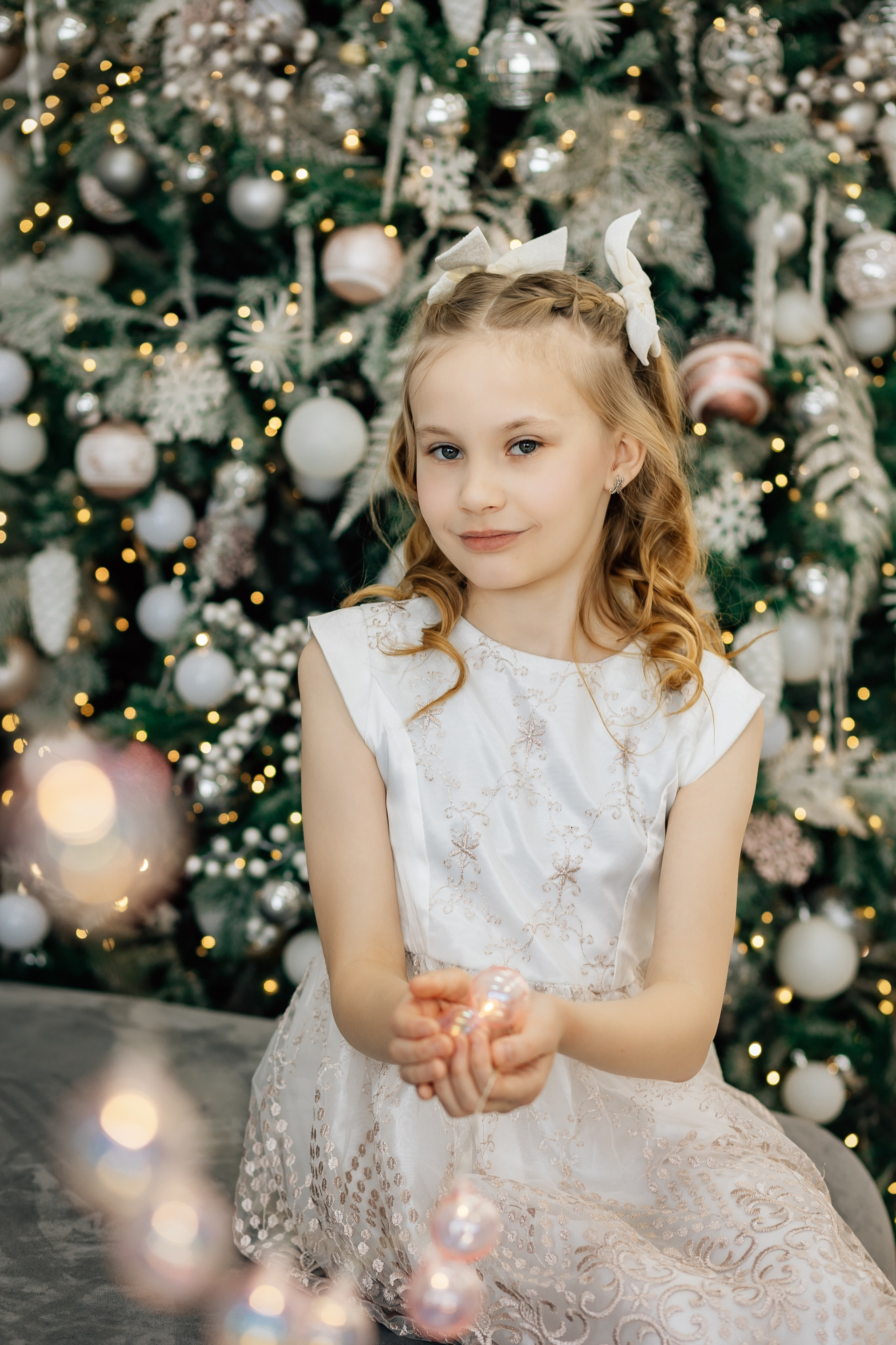 Новогодняя съёмка в студии. Фотограф Григорьева Ольга. Портретная, семейная съёмка, Love Stori, видеосъёмка в городе Чита. Выпускные альбомы, фотокниги