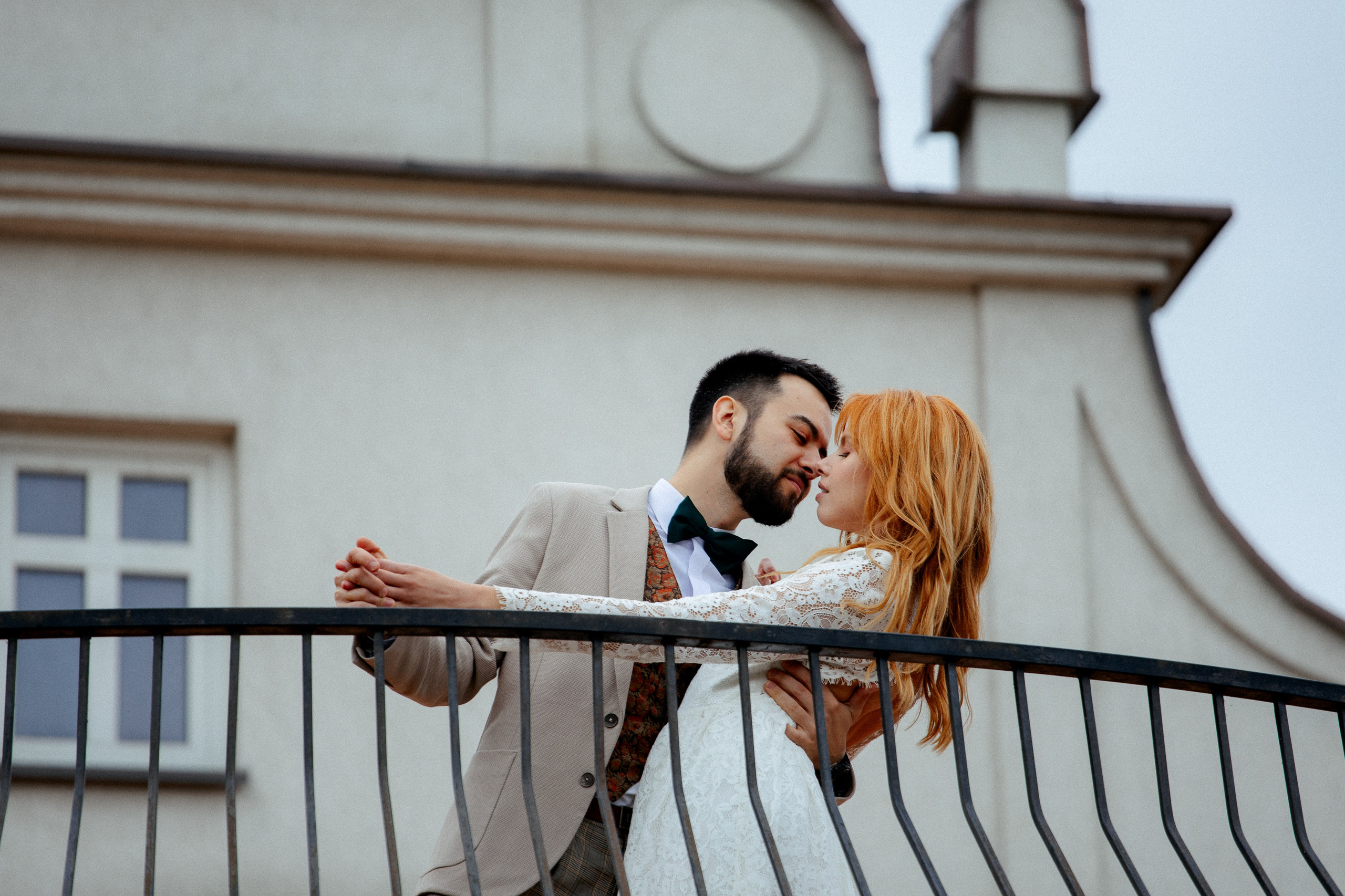 Ślubna sesja zdjęciowa w plenerze. Свадебный фотограф Варшава Лодзь Польша Елена Юцова