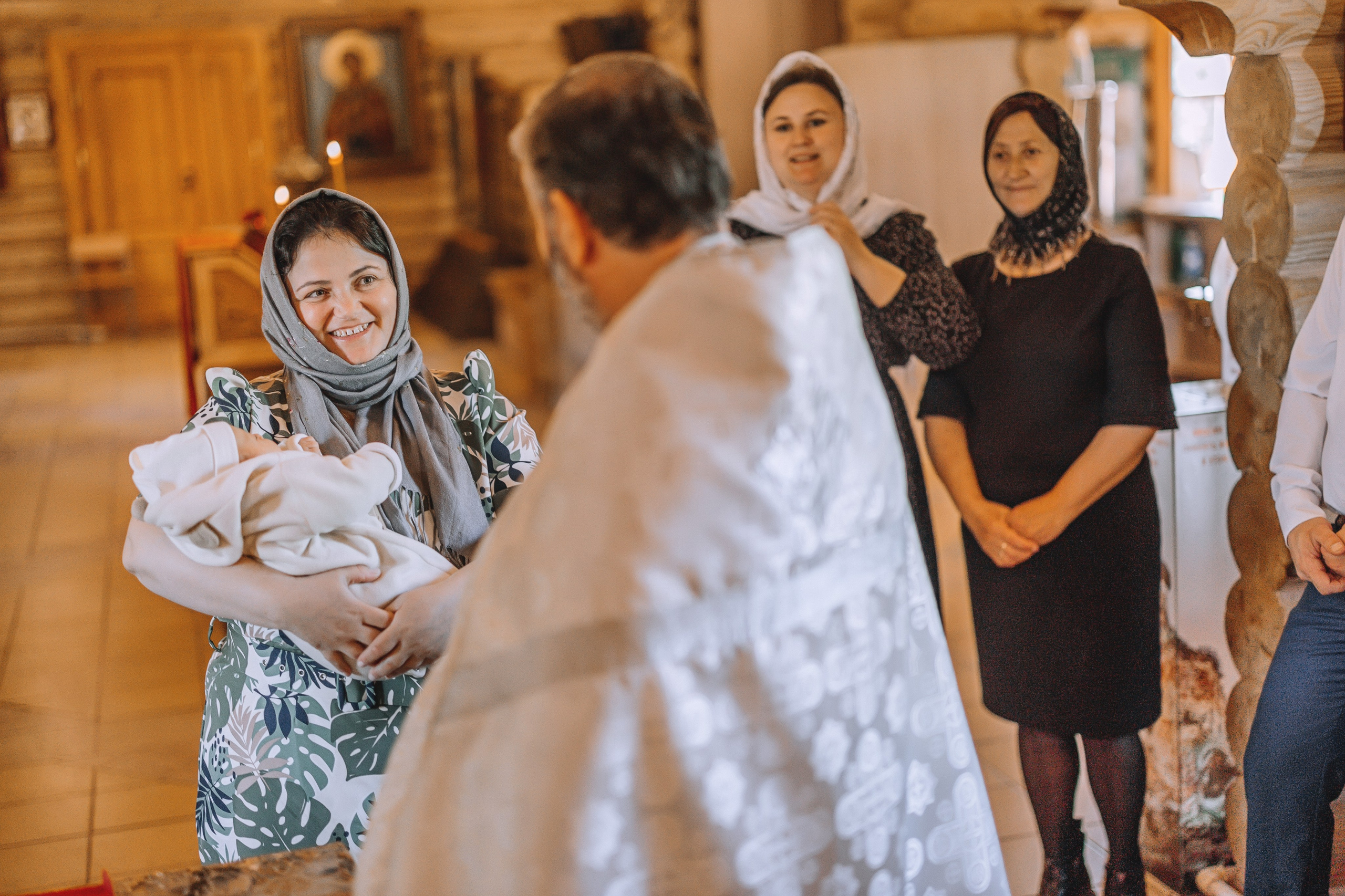 Крещение Елизаветы. Александр Антонов. Профессиональный свадебный, репортажный фотограф в Москве, Подольске. Фото+Видео на любой праздник