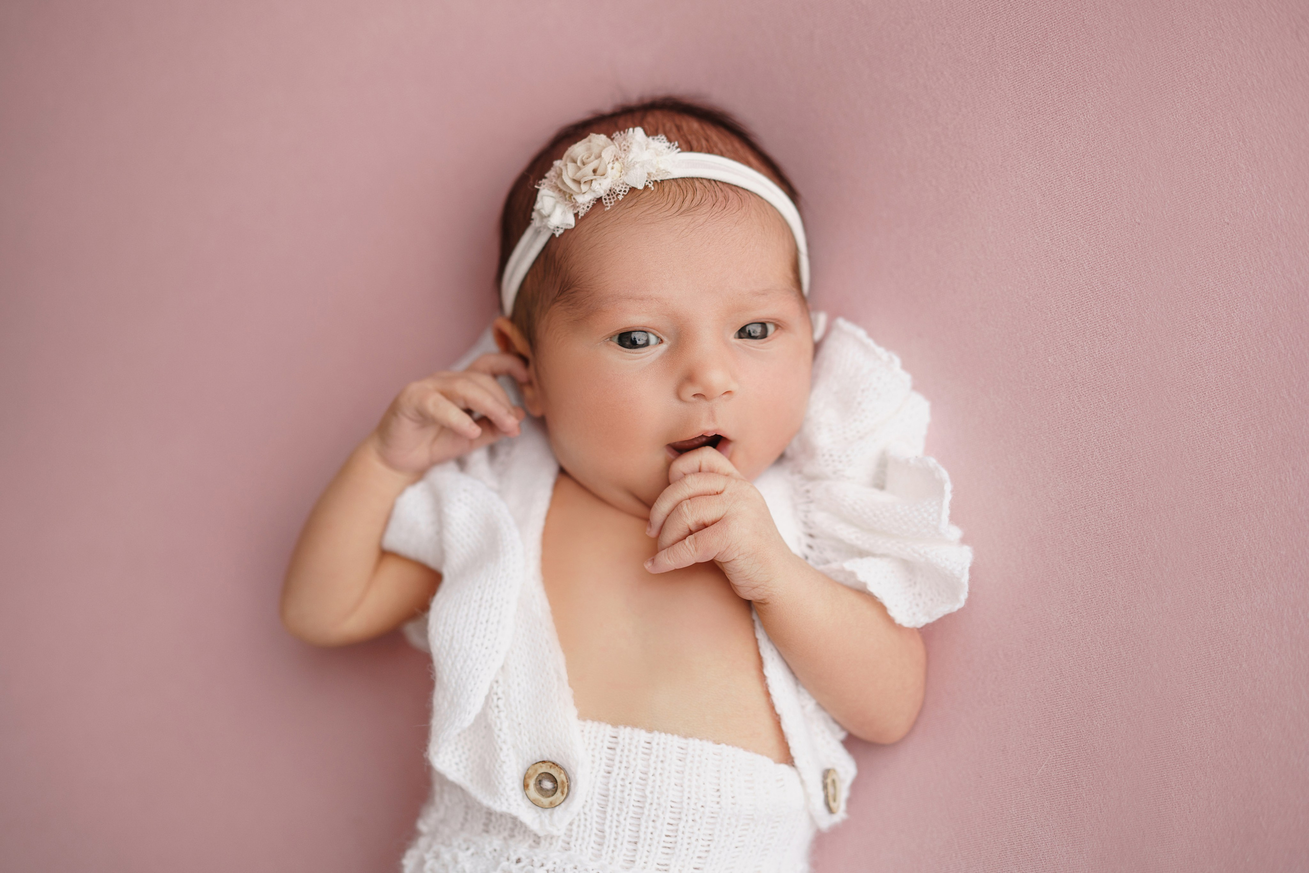 Фотосессия новорожденных | Галерея трогательных кадров малышей в стиле newborn. Фотосессия новорожденных в Москве и Московской области | Профессиональный фотограф newborn — Татьяна Иванова