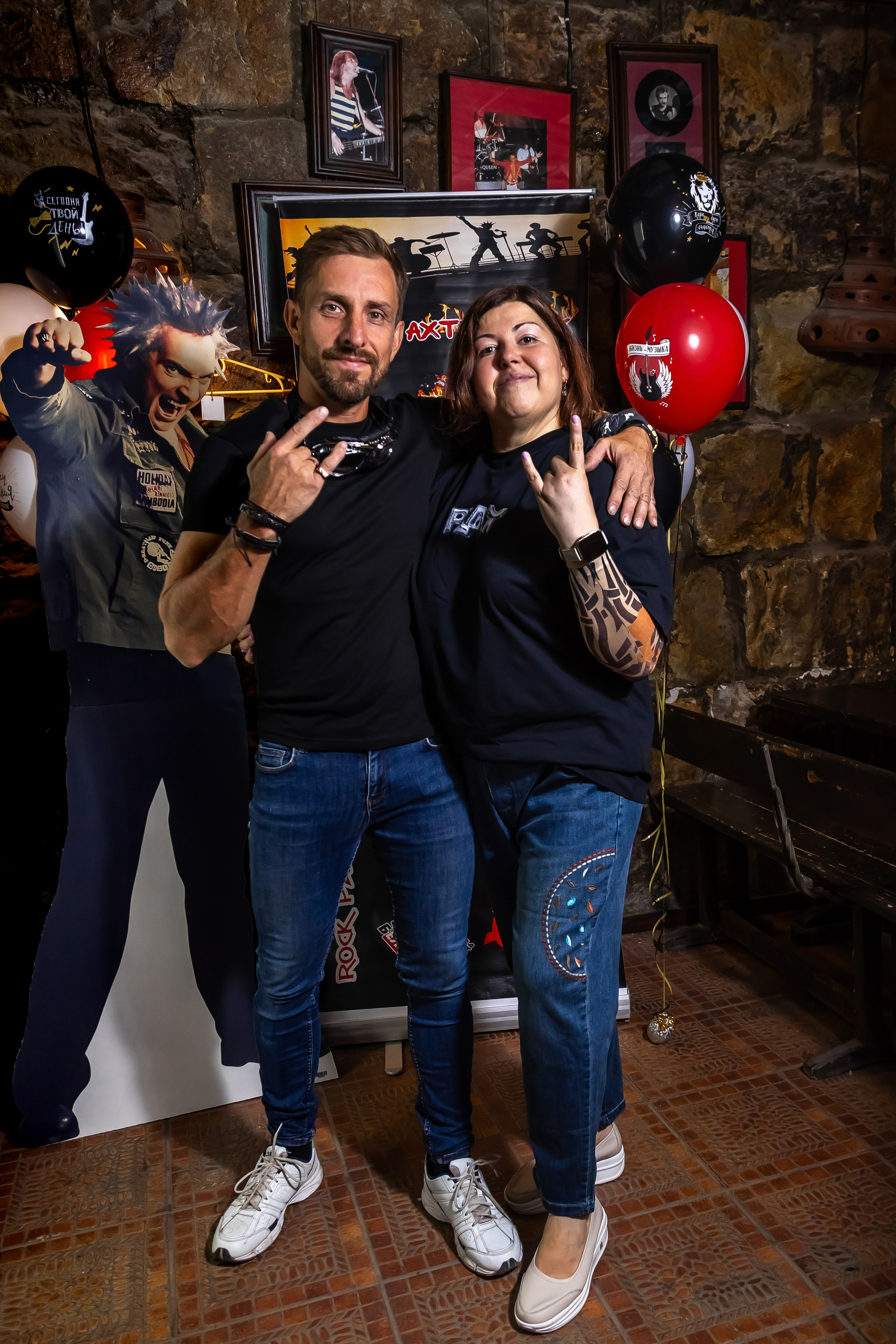 День Рождения Алексея в баре «Белая Лошадь». Фотограф в Волгограде Норченко Светлана