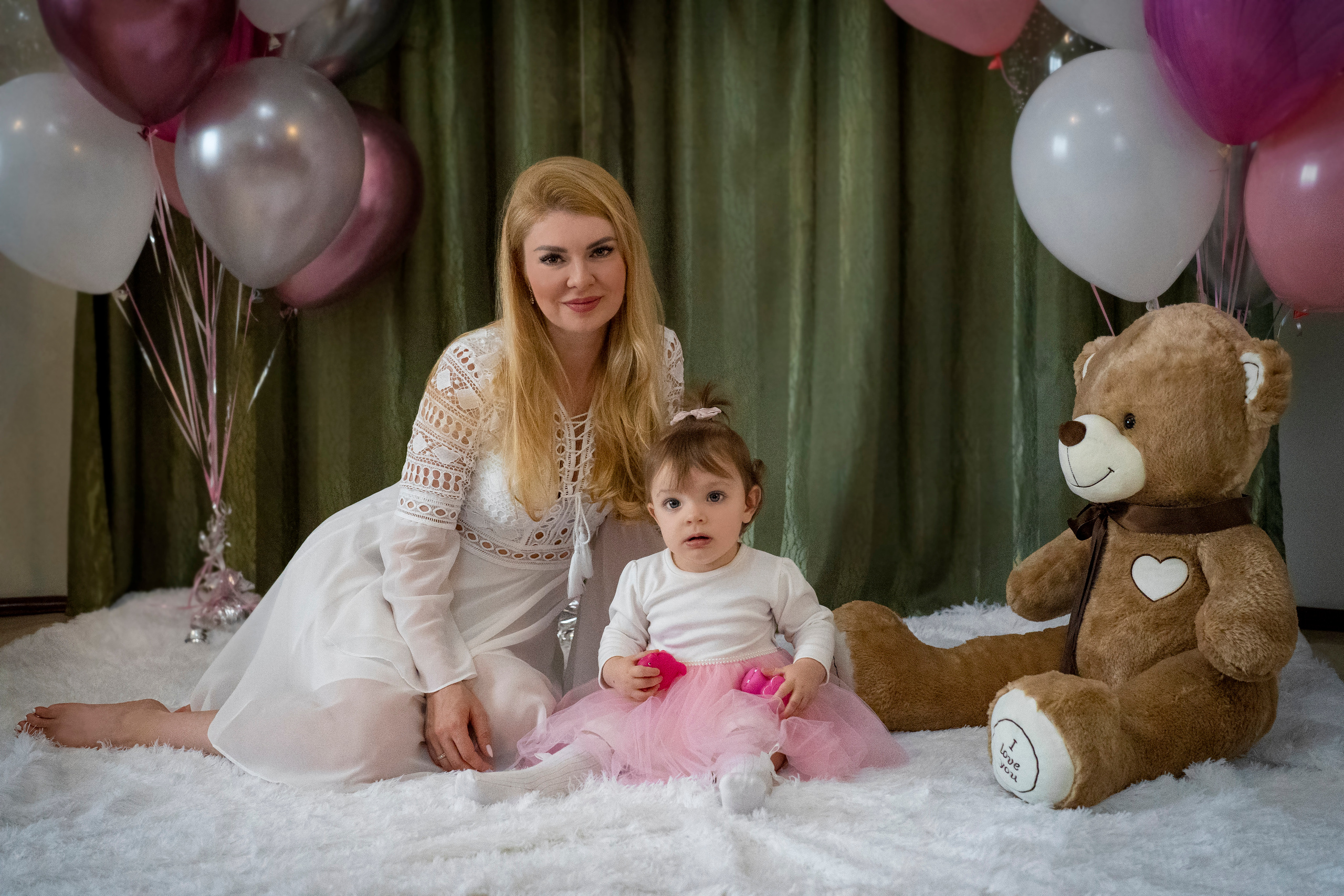 День Рождения Адель 1 год: фотосессия дома. Детский и семейный фотограф в Москве Евгения Киеза