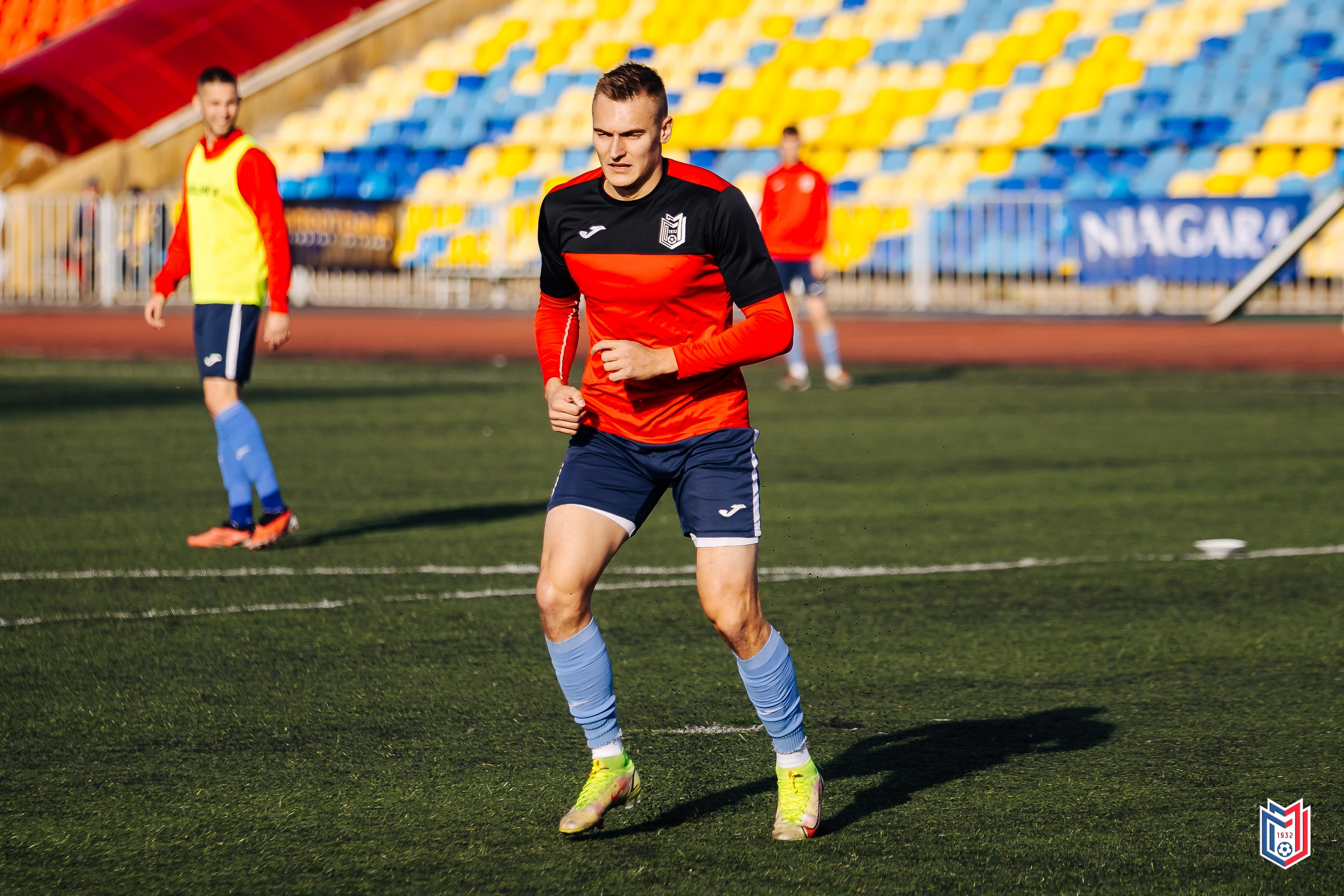 ФК «Металлург-Магнитогорск» — «СибГУФК Иртыш-2» // 21.09.24. Денис Прохоров Фотограф в г. Магнитогорск