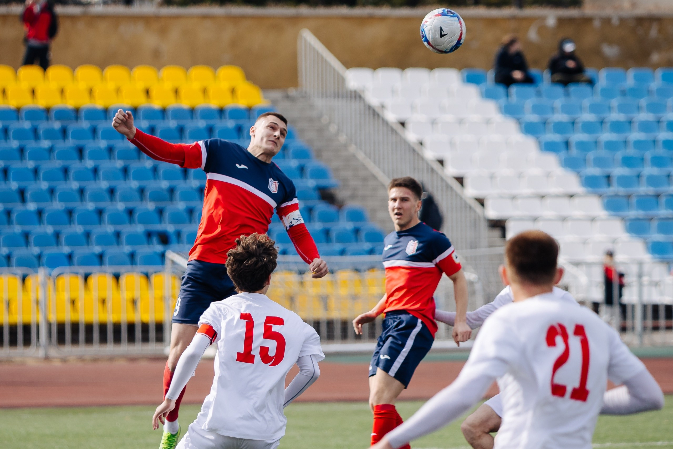ФК «Металлург-Магнитогорск» vs ФК «ОСШ-Челябинск-М» // 05.04.25. Денис Прохоров Фотограф в г. Магнитогорск