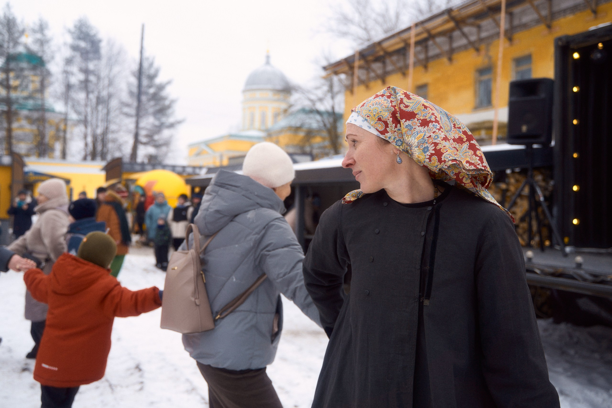 Масленица в Торжке 2 марта 2025 во дворе оникса