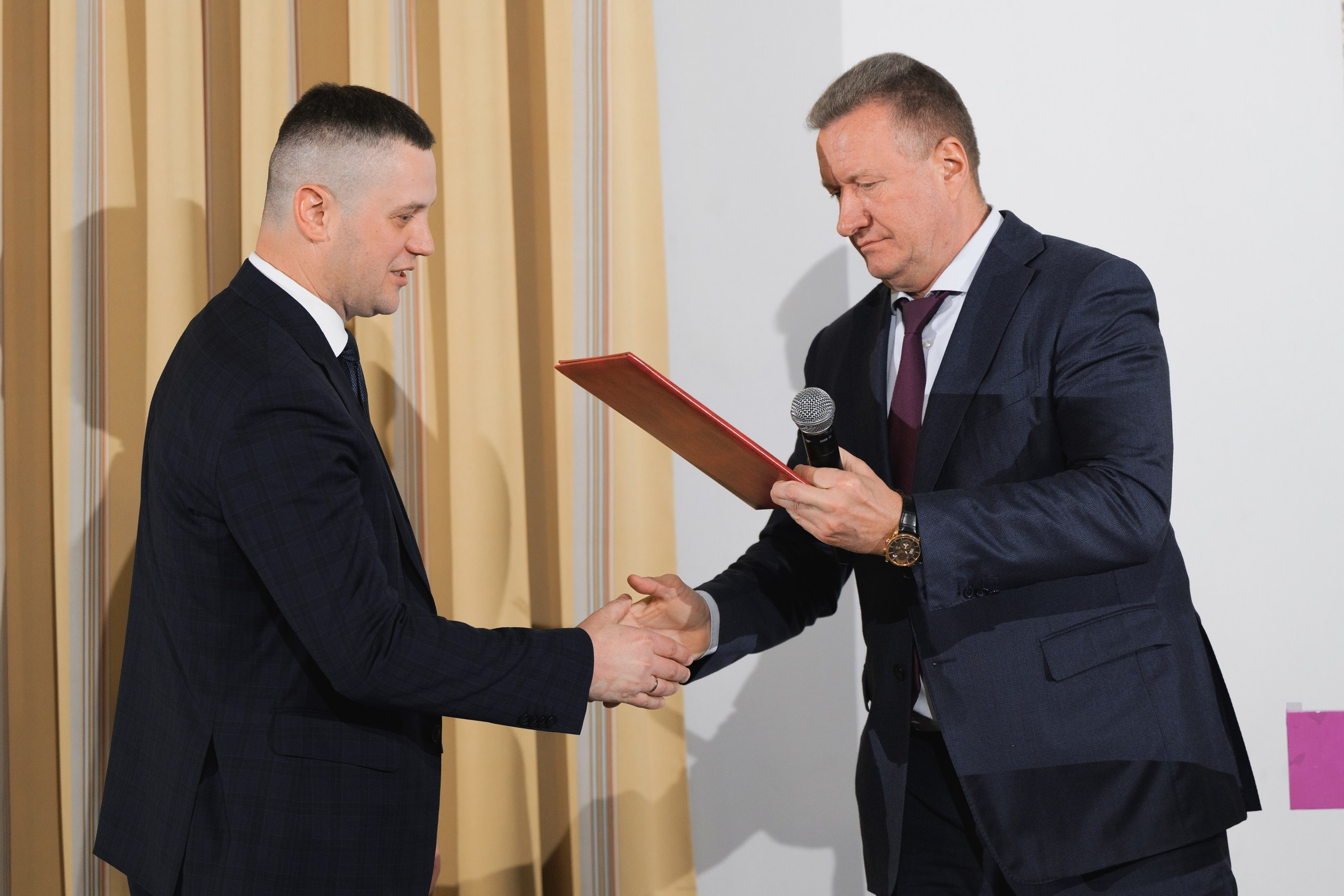 Конференция автоимпорт 27.12.24. Свадебный и репортажный фотограф Павел Царьков