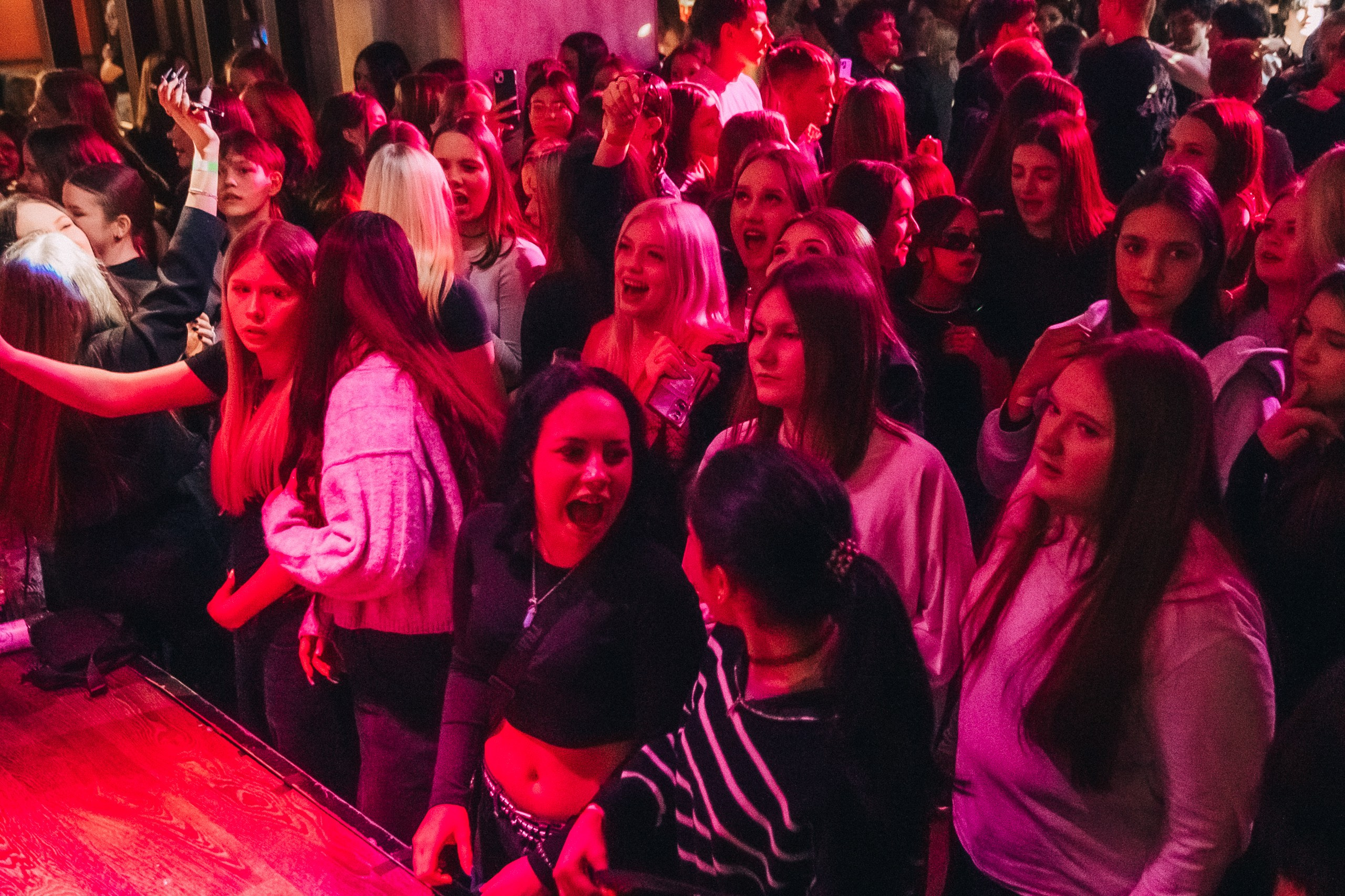 8 MARCH WOMENS DAY PARTY. Фотограф в Кемерово Владислав Шульц