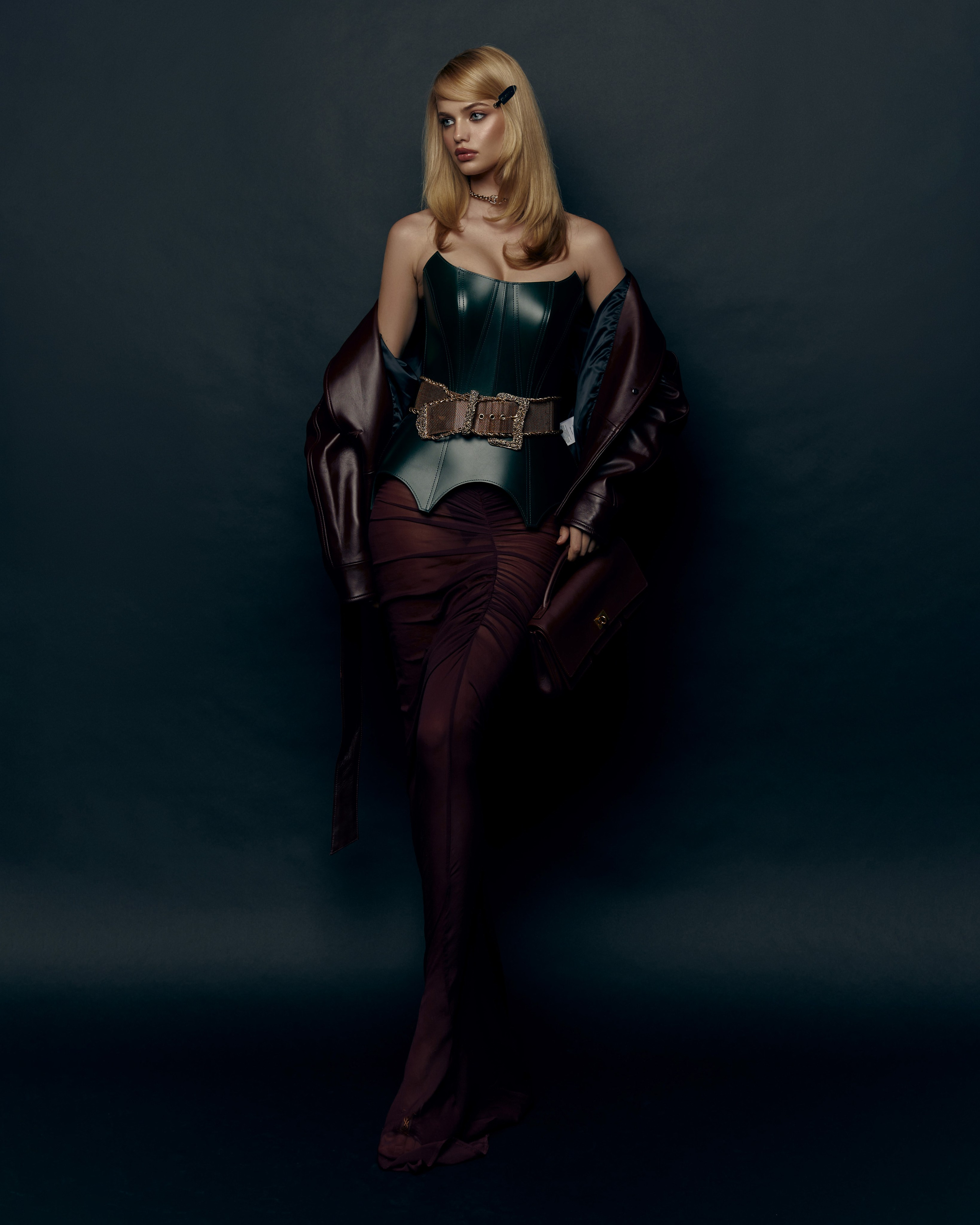 Каталог. Фотограф для брендов одежды и маркетплейсов в Москве