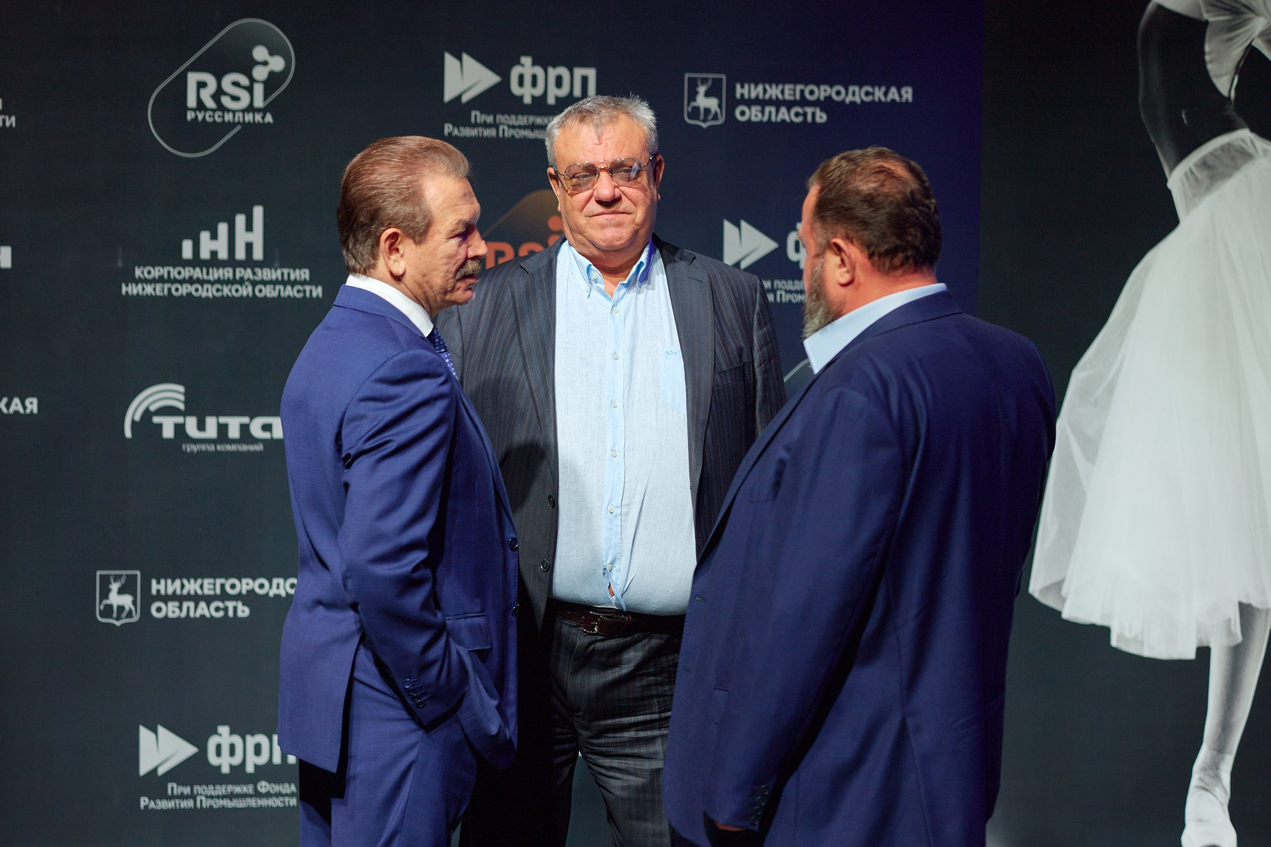 Руссилика. Открытие завода. Антон Артюшин, портретный фотограф. Москва