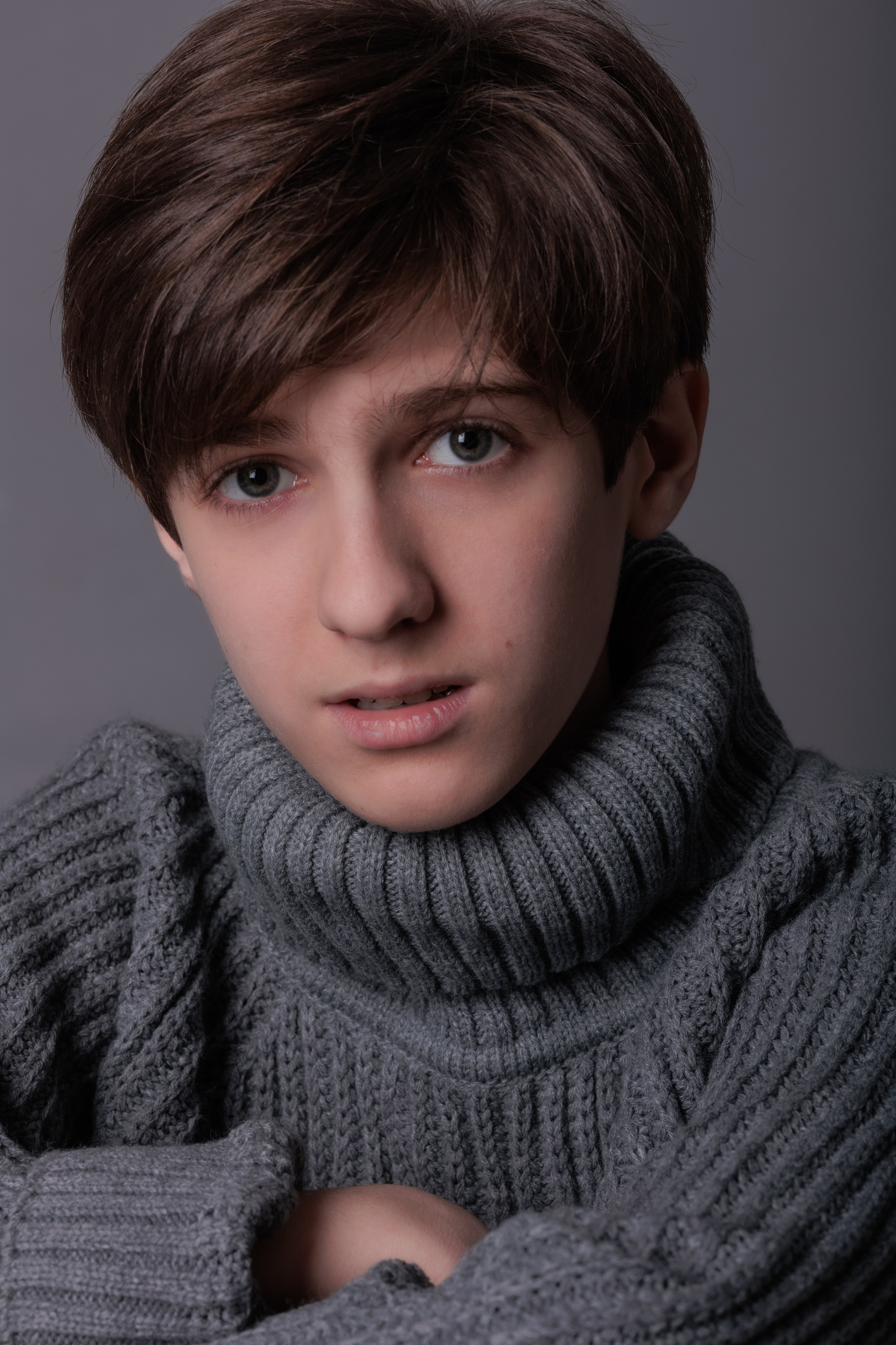 АРТЁМ. Я фотограф из Москвы к Вашим услугам