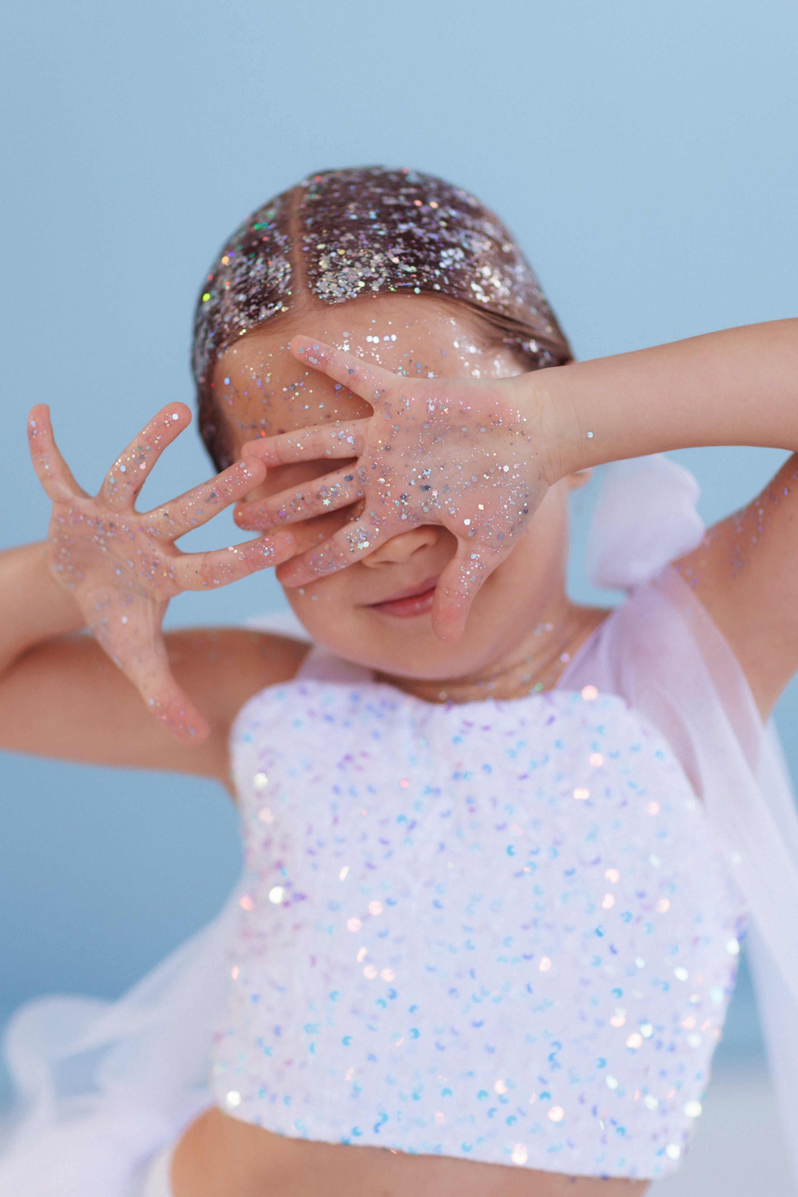 Детская фотосессия с блёстками на теле и лице. Семейный и детский фотограф в Краснодаре Анна Трашкова