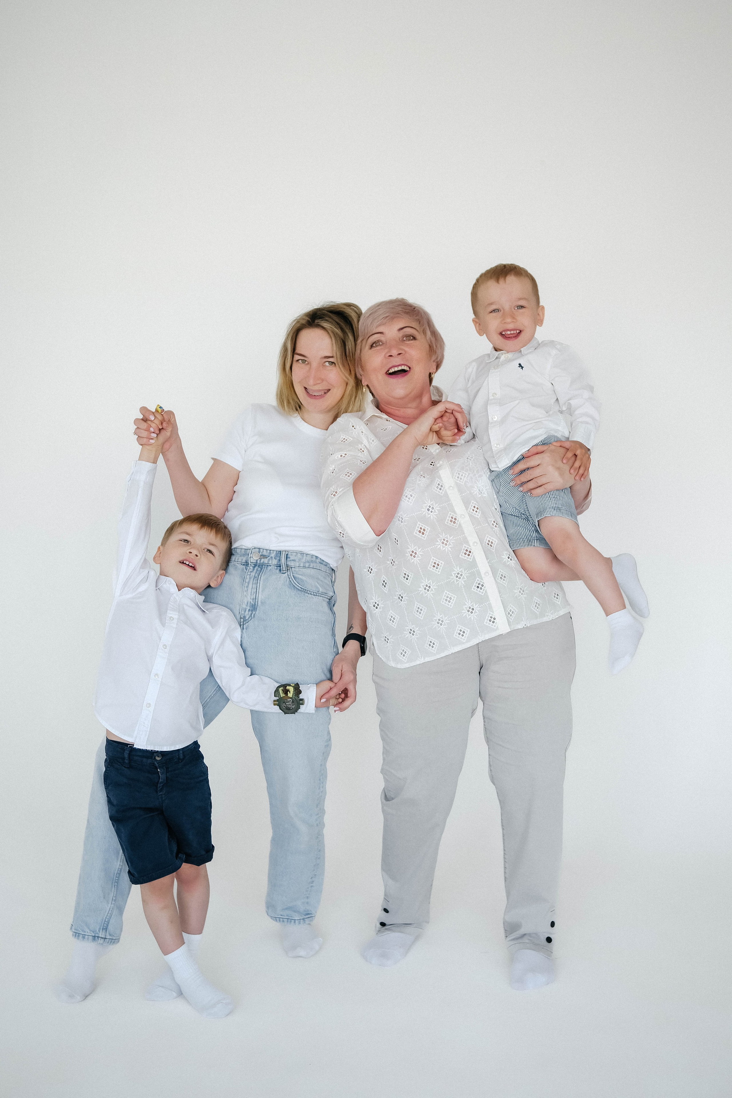 Большая семейная на циклораме. Главная