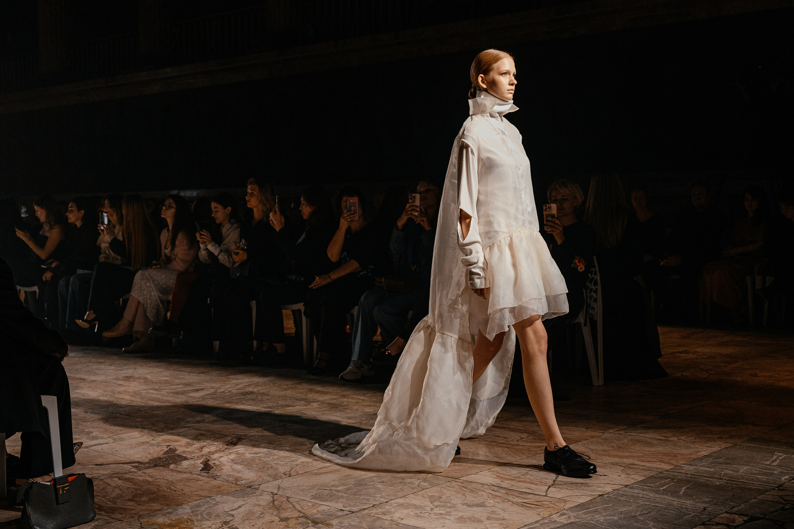 Показ Кирпичи. Коммерческий фотограф в Санкт-Петербурге Анна Кобзарь