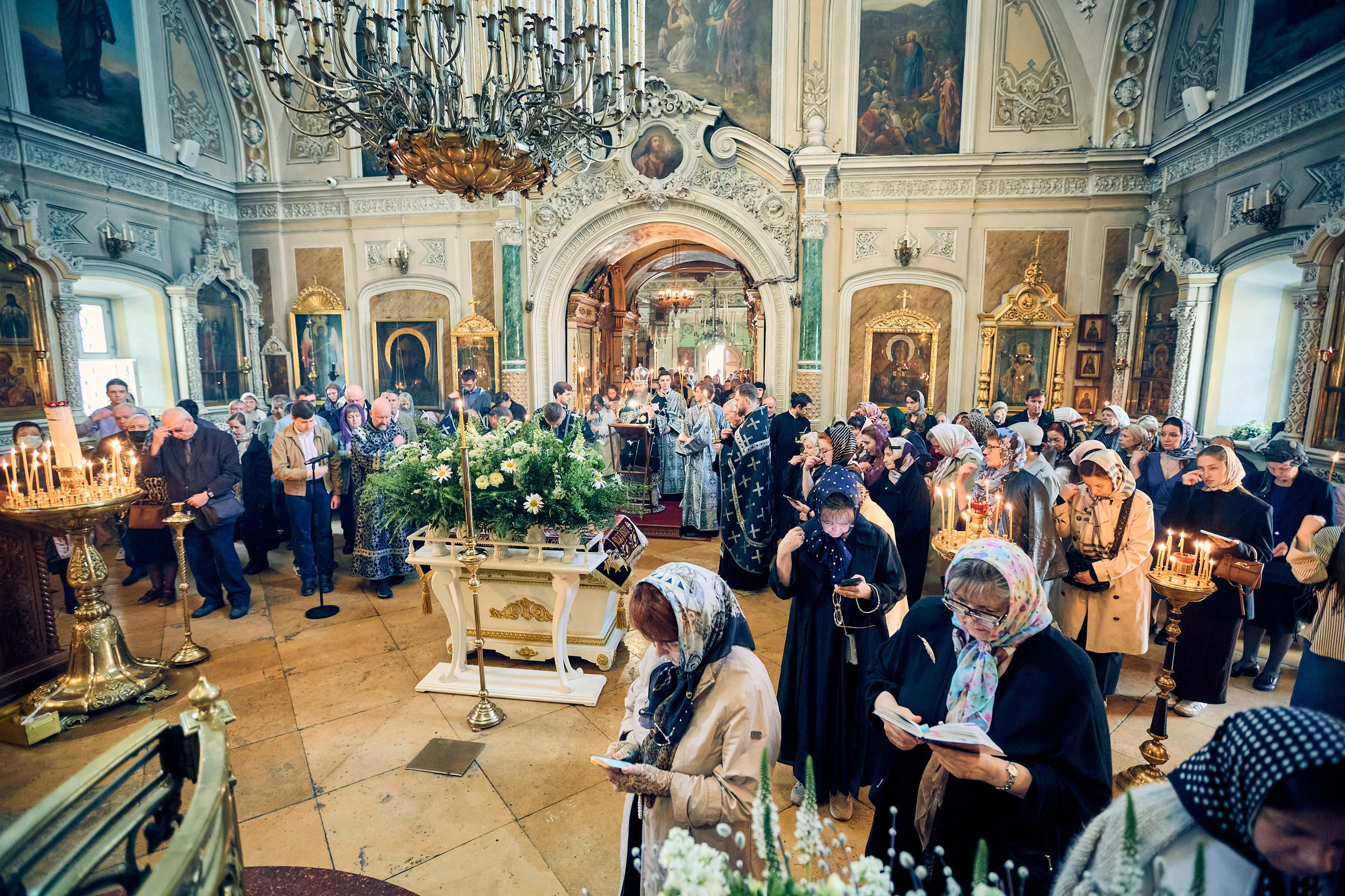 Утреня. Погребение Спасителя. DMITRY MOISEENKO — фотограф, художник, топ-стилист
