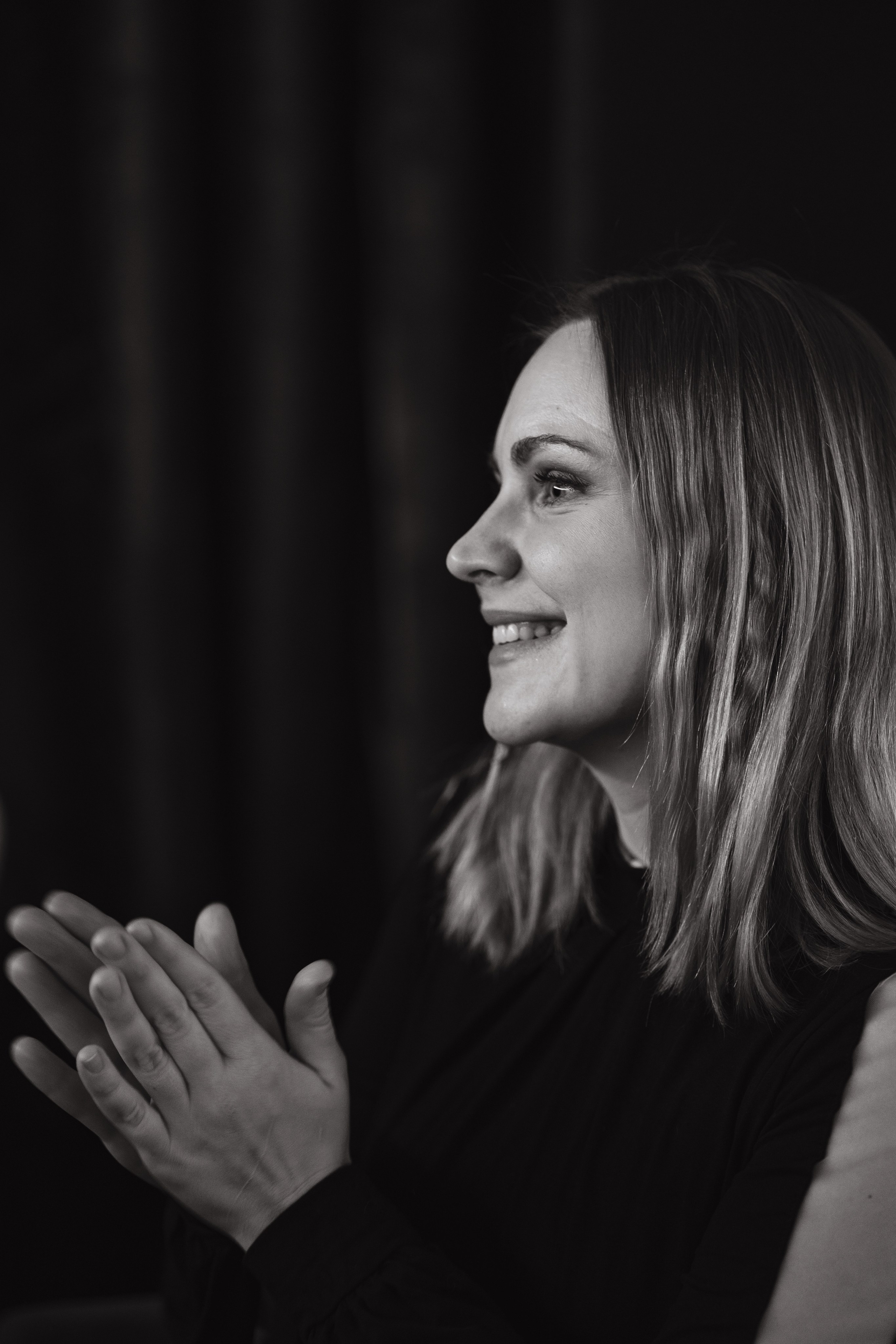 Презентация поэтического сборника. Творческие фотосессии в Москве. Фотоальбом лидера группы ЯЛО