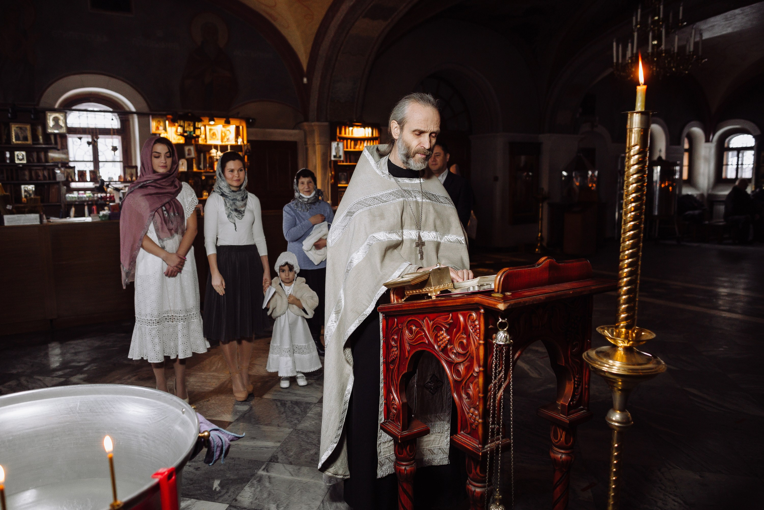 Крещение. Репортажный и свадебный фотограф в Москве Лена Таращенко