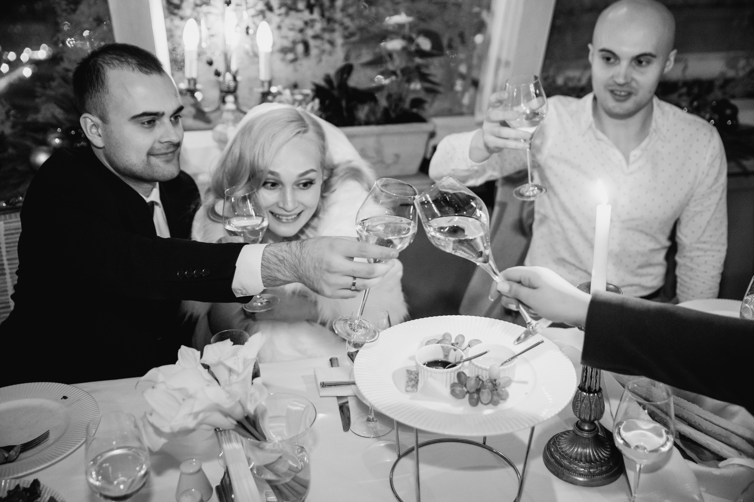 Свадебная фотосессия в Radisson Collection Hotel мск. Свадебный и портретный фотограф в Москве Жердев Даниил