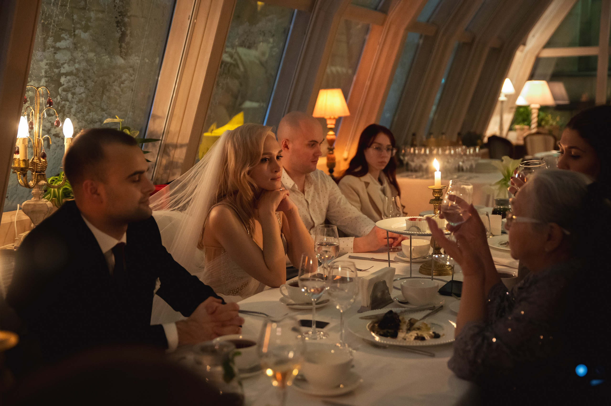 Свадебная фотосессия в Radisson Collection Hotel мск. Свадебный и портретный фотограф в Москве Жердев Даниил