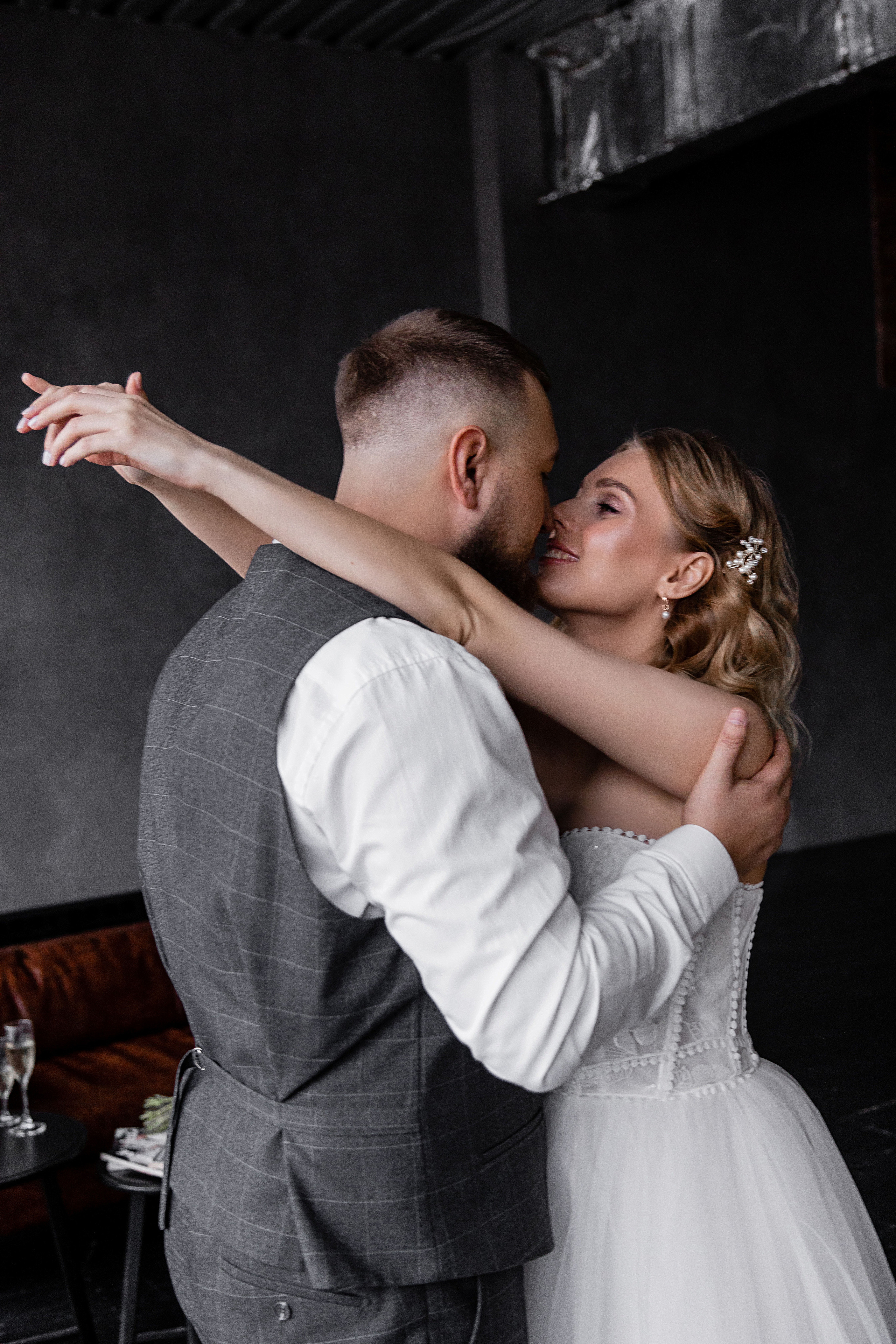 Алина и Никита. Свадебный и портретный фотограф в Новосибирске Анастасия Рос