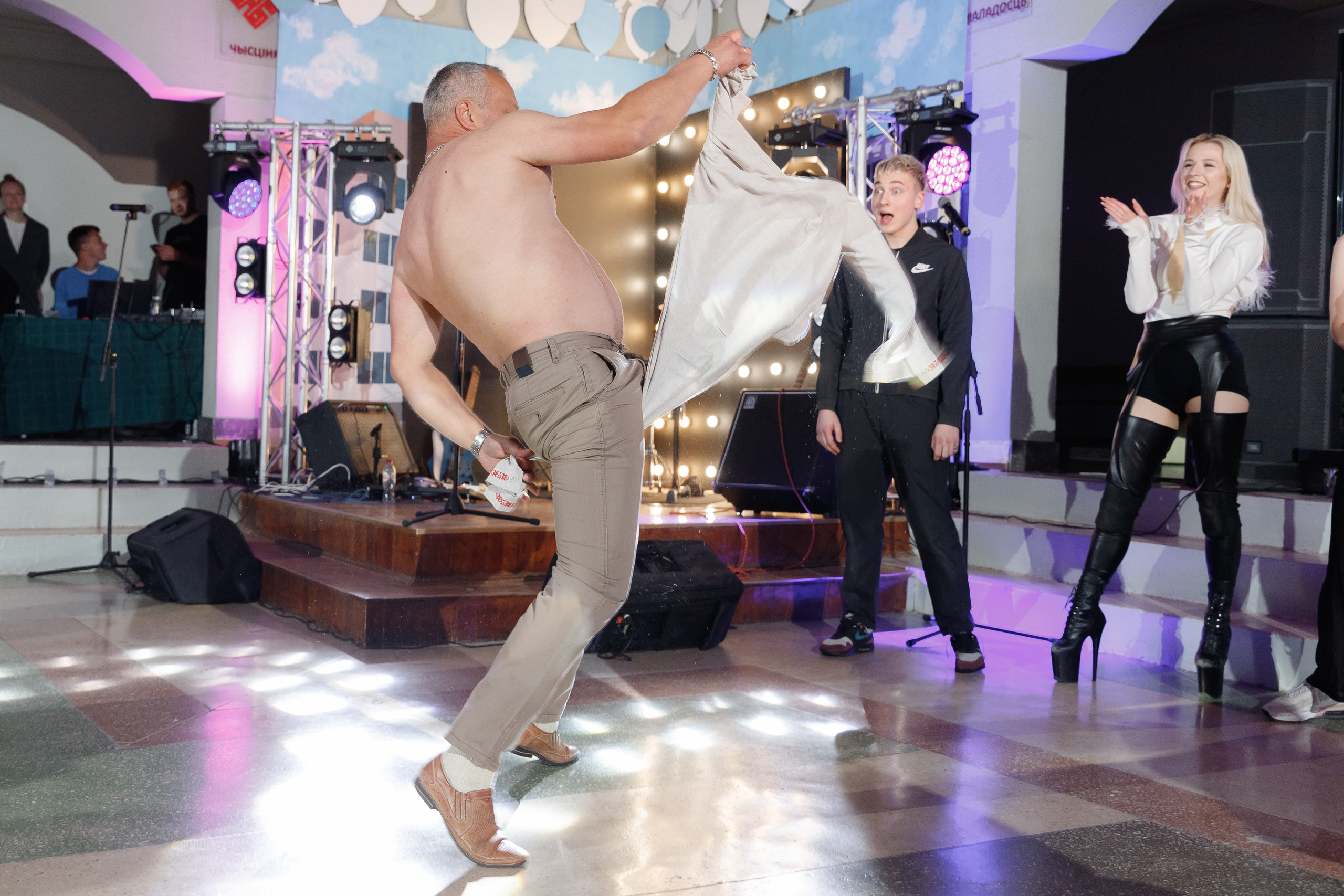 Школьный выпускной 2023 год в Минске. Свадебный фотограф в Минске/Беларуси Сергей Спиридонов