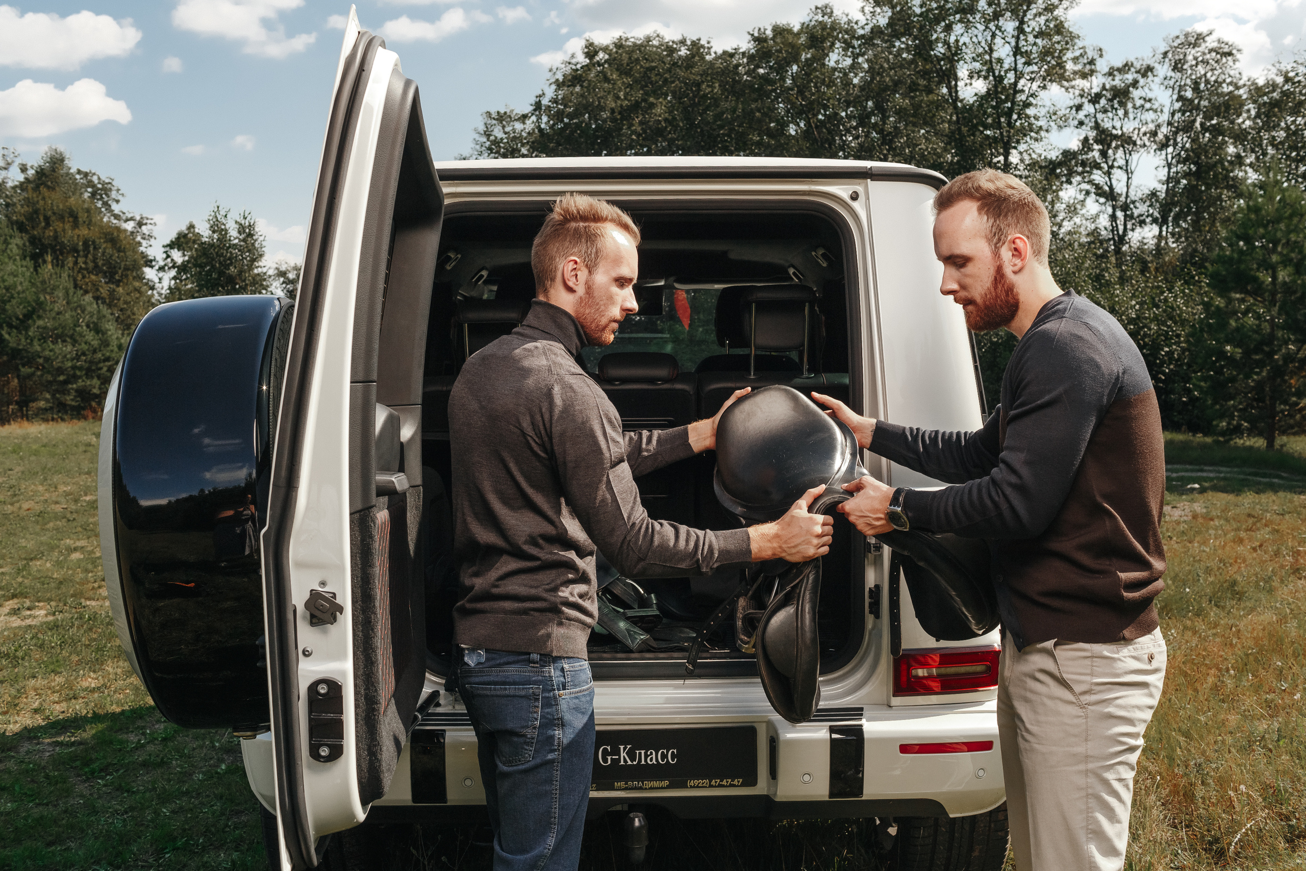 Автомобильная съемка. Фотограф Сергей Наставник. Рекламная фотосъемка любой сложности
