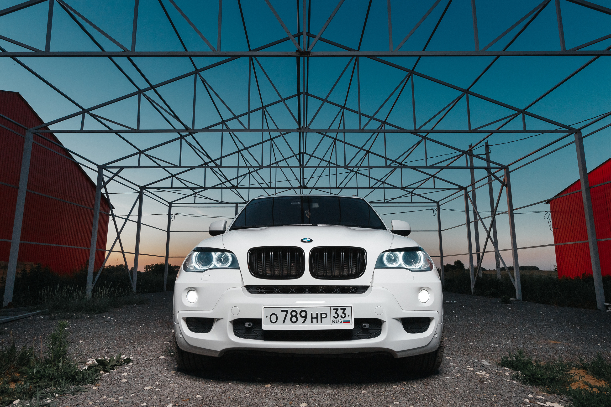 Автомобильная съемка. Фотограф Сергей Наставник. Рекламная фотосъемка любой сложности