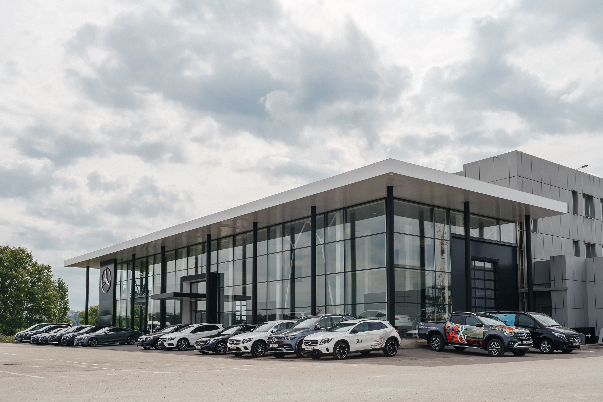 Автомобильная съемка. Фотограф Сергей Наставник. Рекламная фотосъемка любой сложности