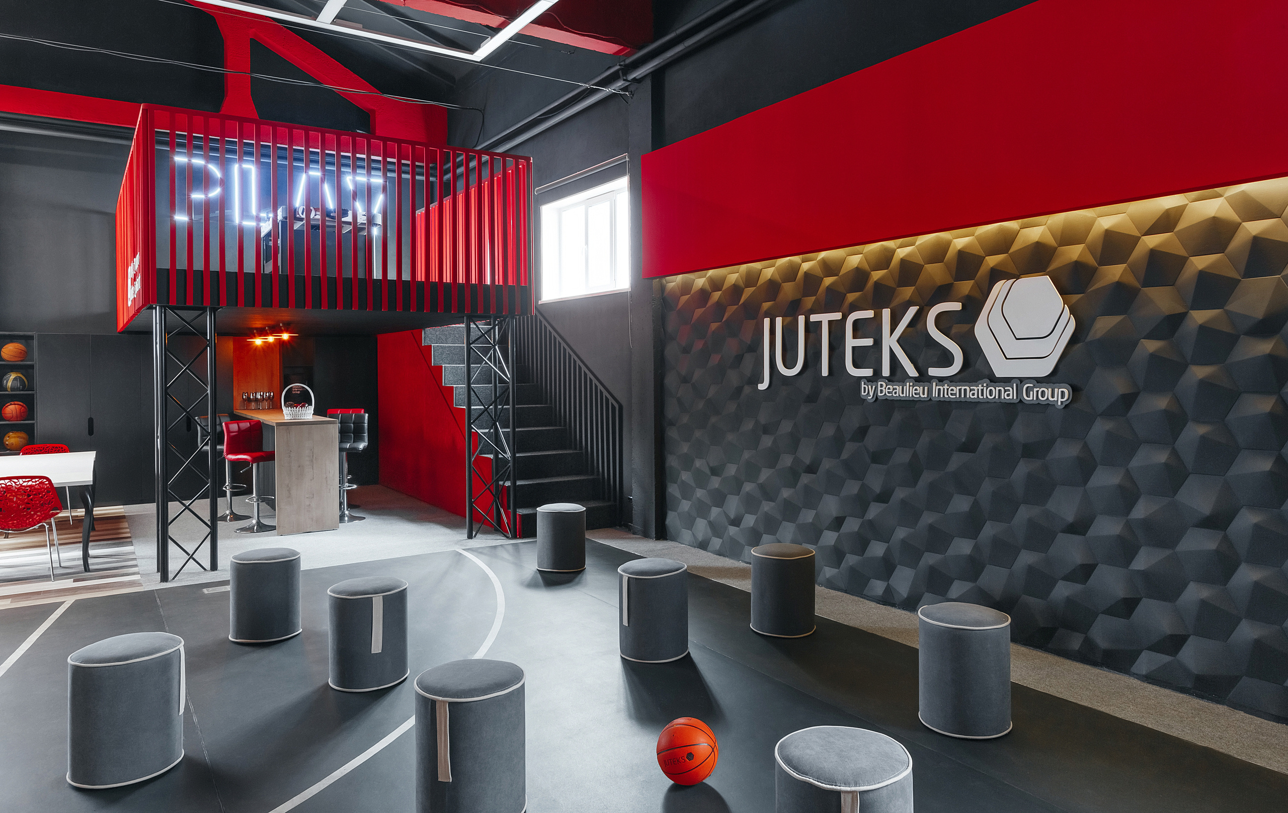 Интерьерная фотосъемка в Москве. Фотограф Сергей Наставник. Рекламная фотосъемка любой сложности