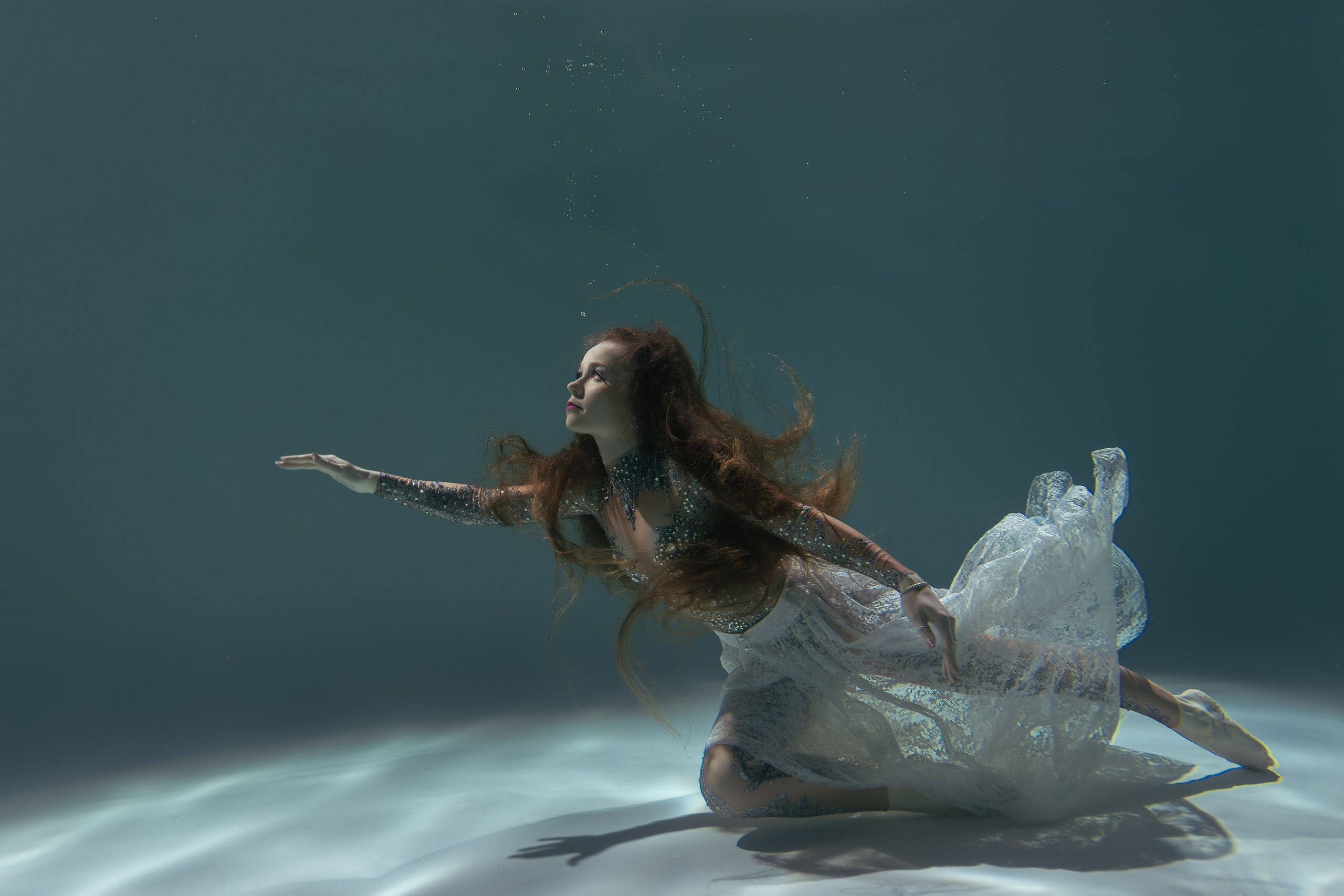 Фотосессия в студии подводной съемки | Надежда Воробьёва. Семейный и женский фотограф в Москве Надежда Воробьева