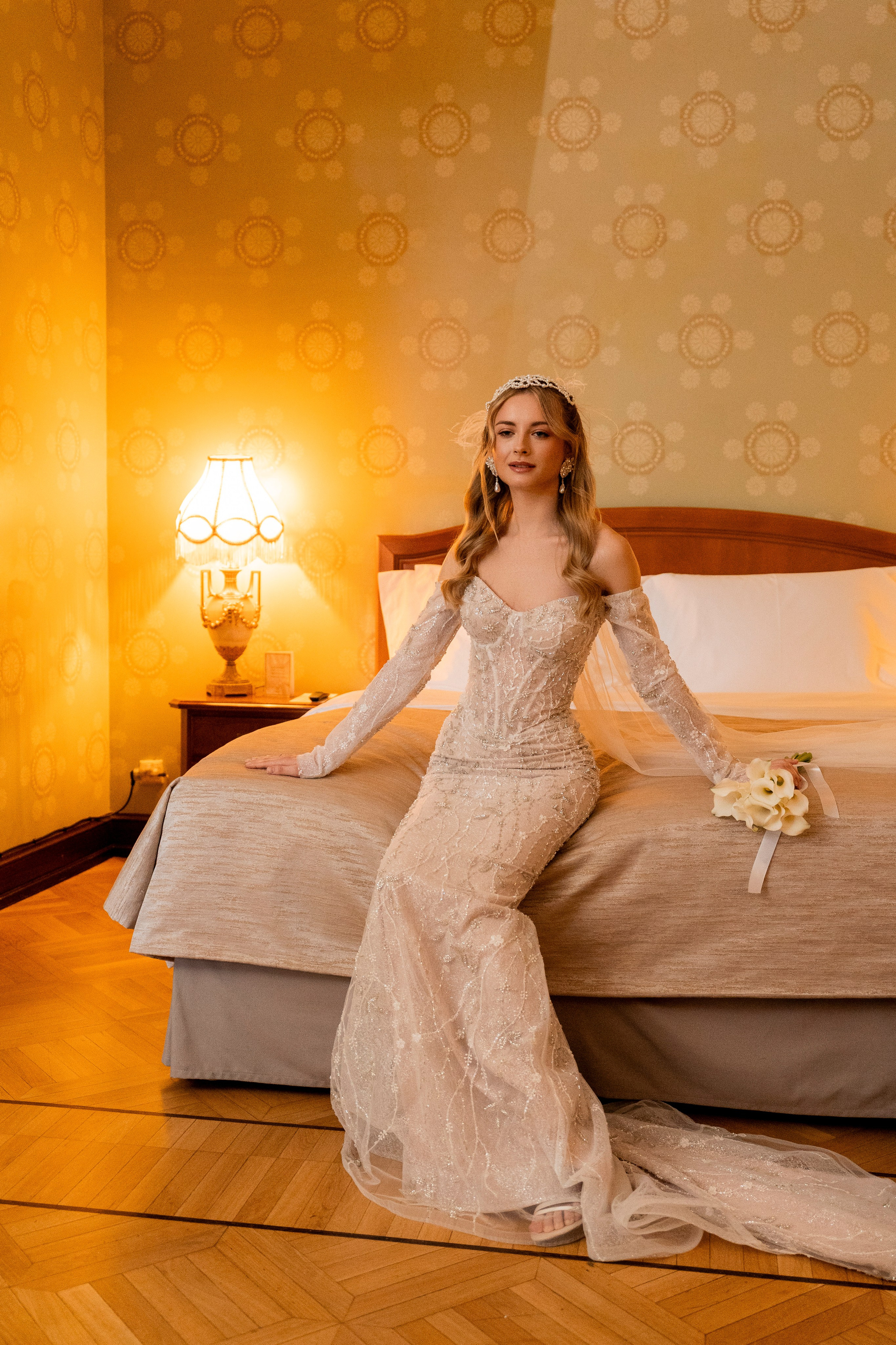 Свадебная фотосессия в отеле Метрополь. Свадебный фотограф в Москве Анна Полушина