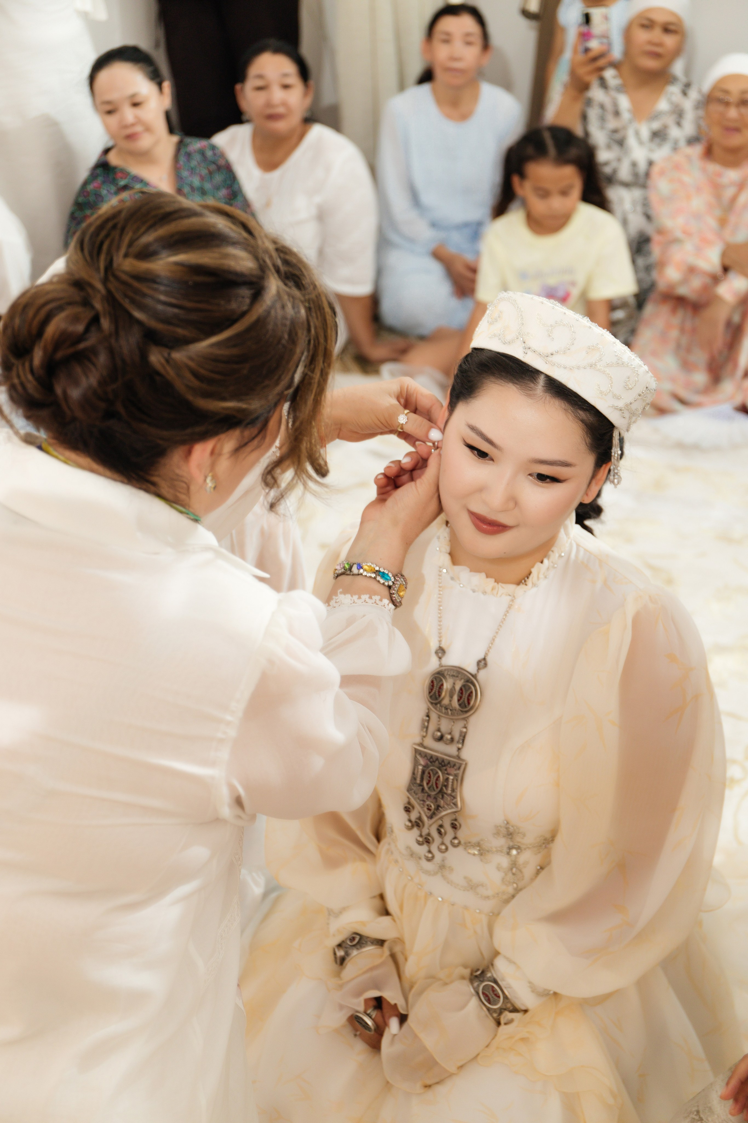 Aynur — syrğa salu. Wedding and Love story Photographer