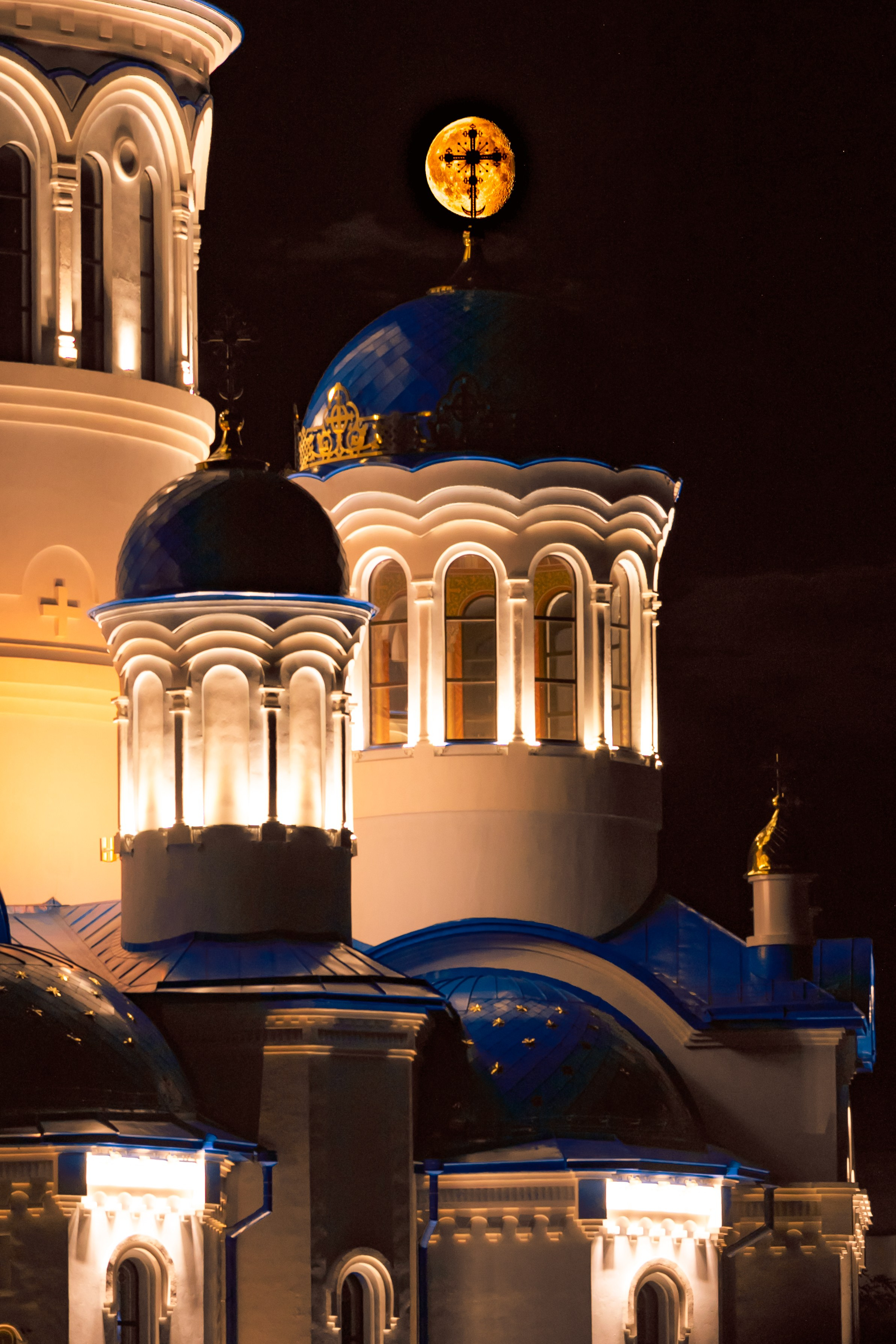 Город в ночи. Фотограф Елена Вишневская (Ушакова) Нефтеюганск, Сургут, Тюмень