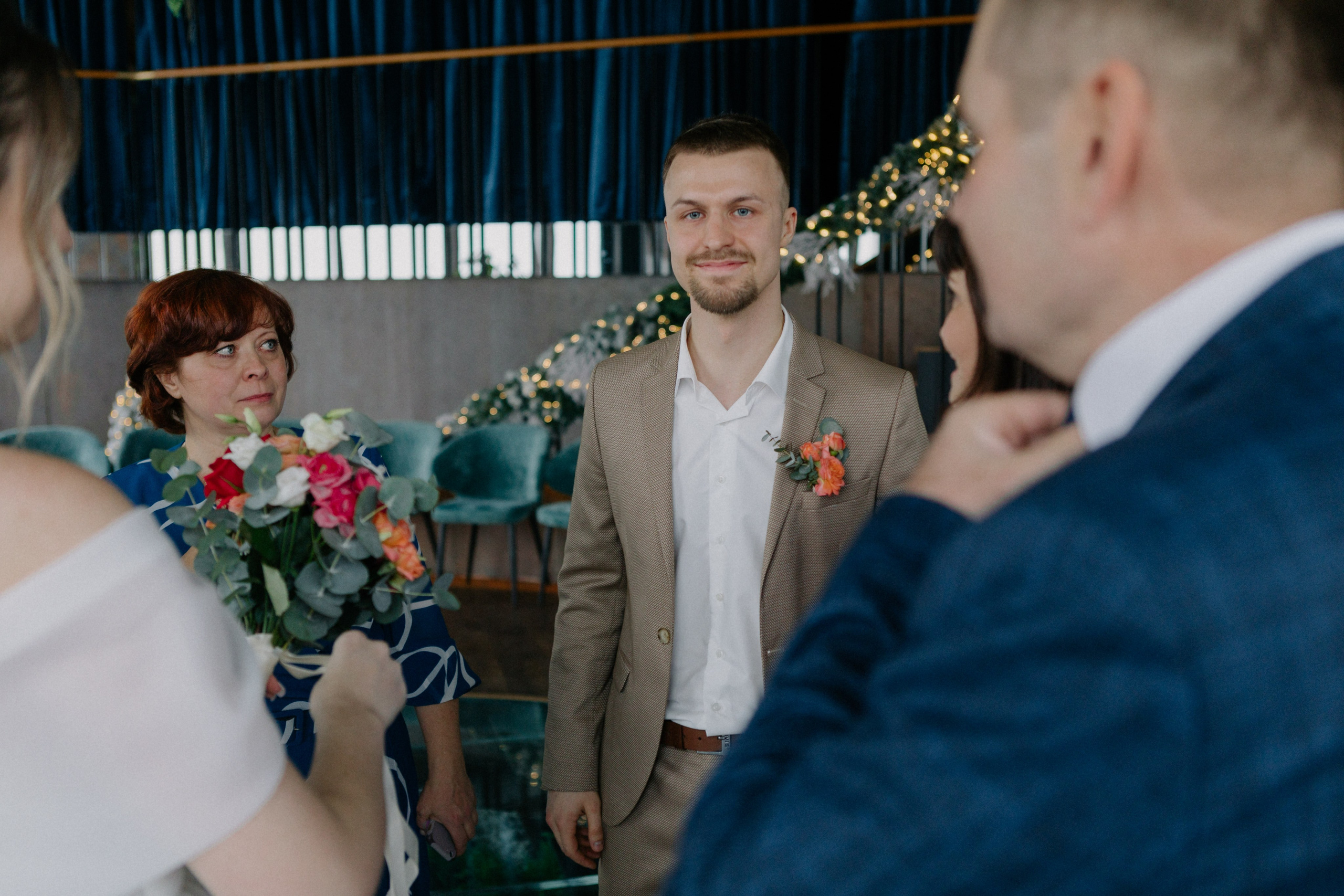 Ксюша и Илья. Утро в отеле роспись в Birds. Свадебный и портретный фотограф в Москве Анастасия Масюк