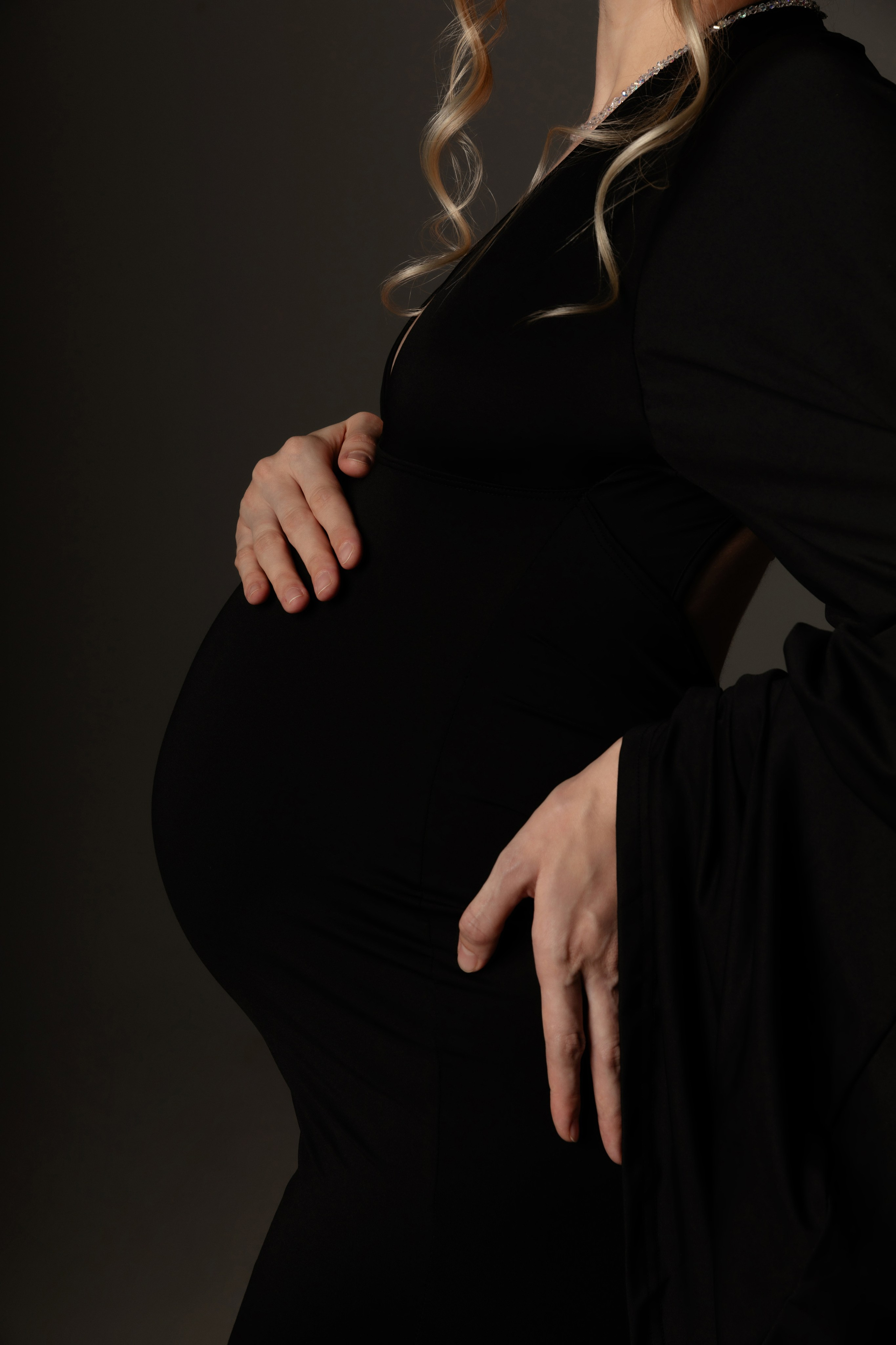 Беременность. Фотограф Мария Щеголькова. Чувственный женский портрет