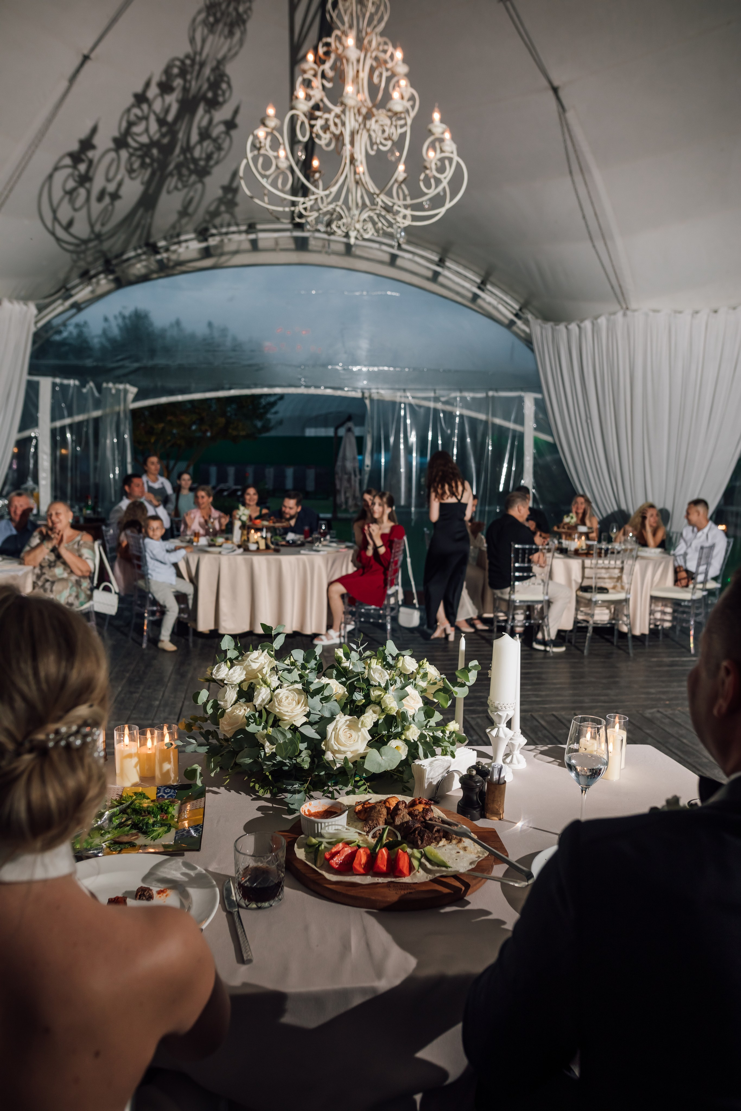Ольга и Сергей. Свадьба в шатре. Свадебный и семейный фотограф в Москве Евгения Лисина
