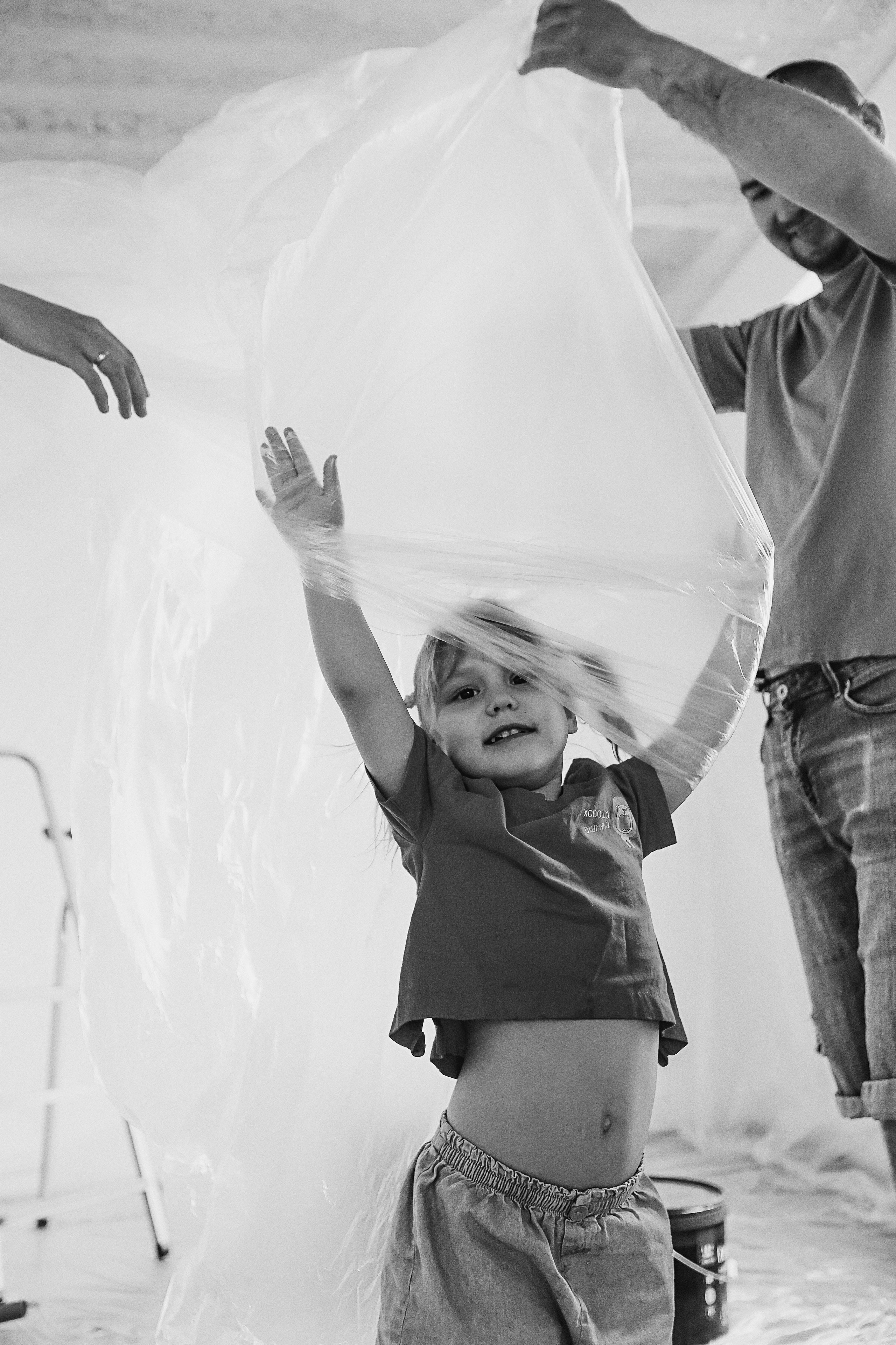 Ремонт. Семейный фотограф Тюмень, фотограф на роды Салмина Мария