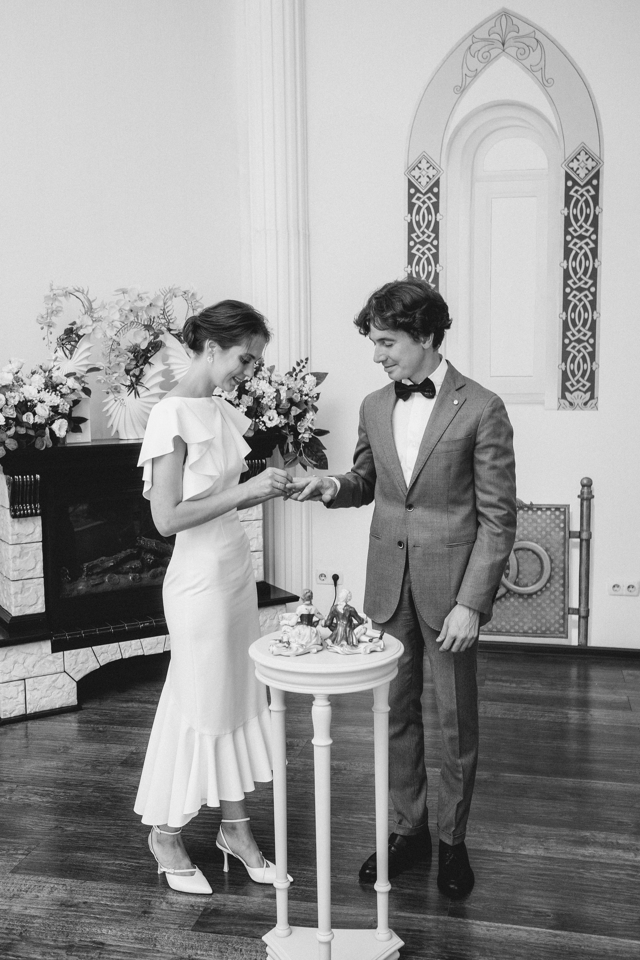 Кирилл и Юлия, роспись и прогулка по улочкам Китай города на закате. Свадебный и портретный фотограф в Москве Кристина Золотова