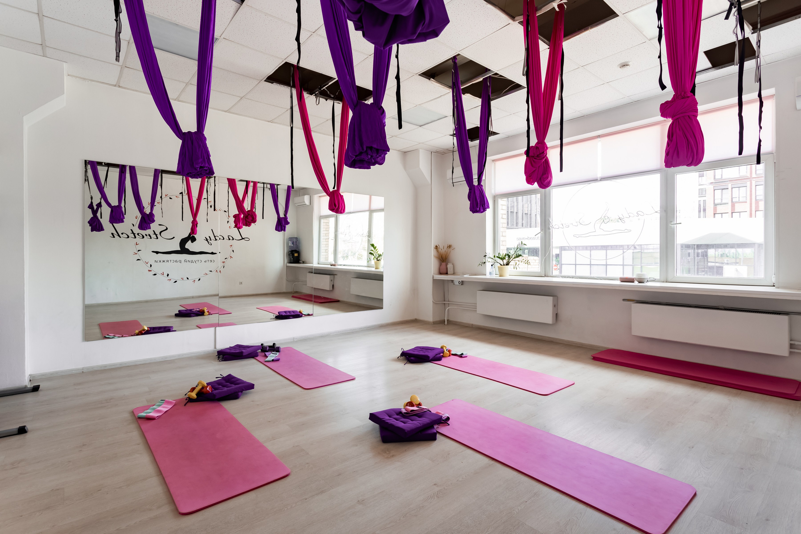 Студия растяжки Lady Stretch. Интерьеры, Контент, Портреты | Фотограф в Москве Дани Терно