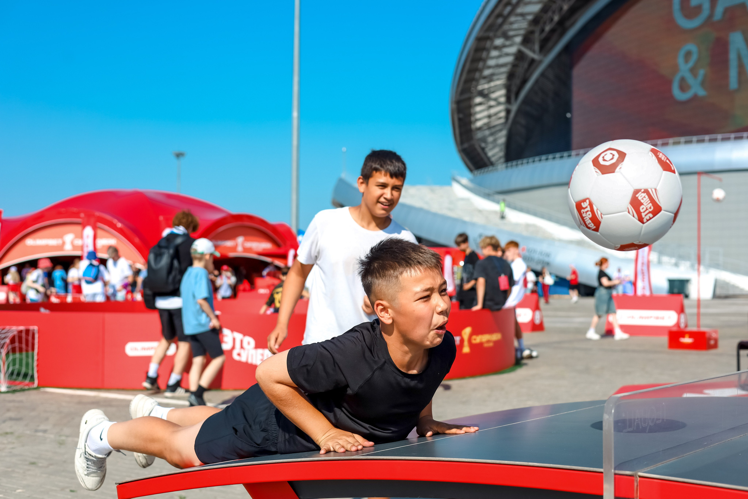 Финал суперкубка по футболу. Showbiz | Fashion | Reportage