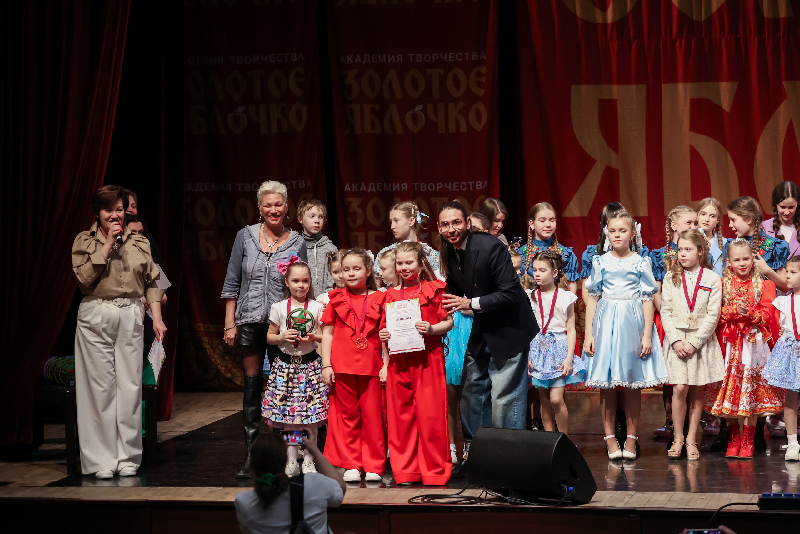 12 апреля, блок 2, г. Москва. Золотое яблочко