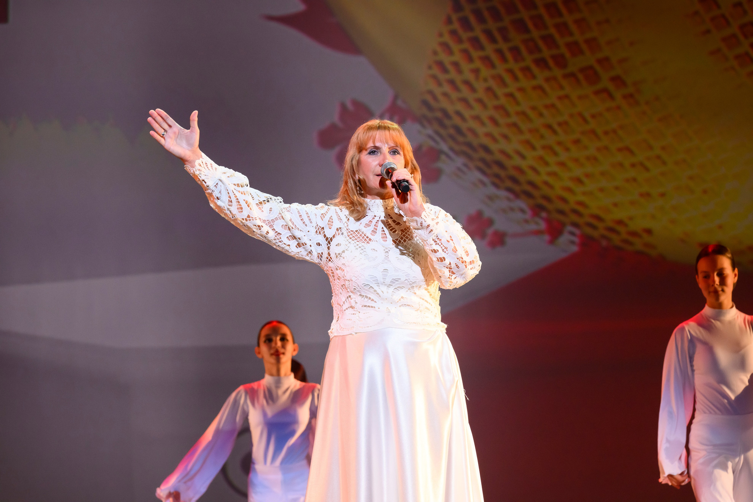 23 апреля, часть 2, БКЗ Октябрьский, г. Санкт-Петербург. Золотое яблочко